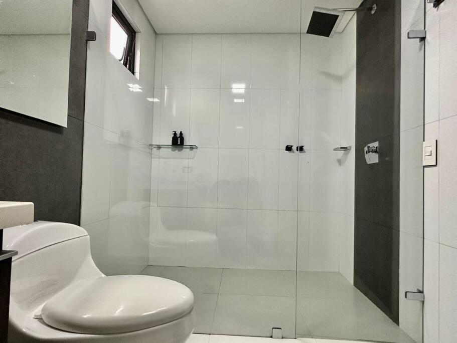 302 Spacious apartment nice view in El Poblado