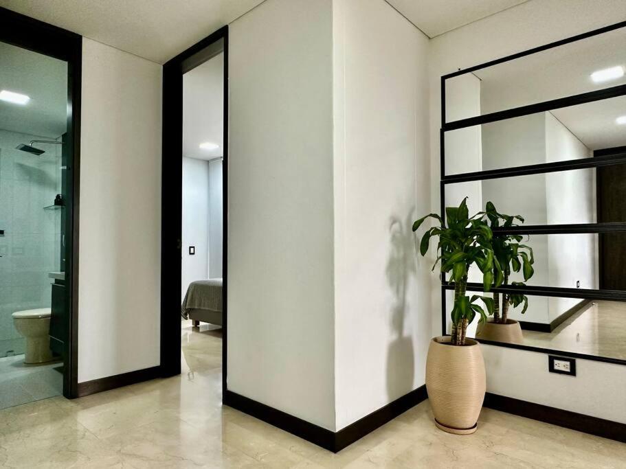 302 Spacious apartment nice view in El Poblado