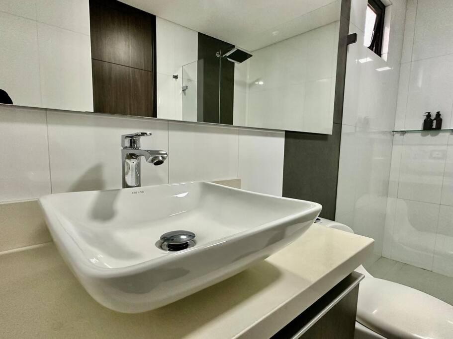 302 Spacious apartment nice view in El Poblado