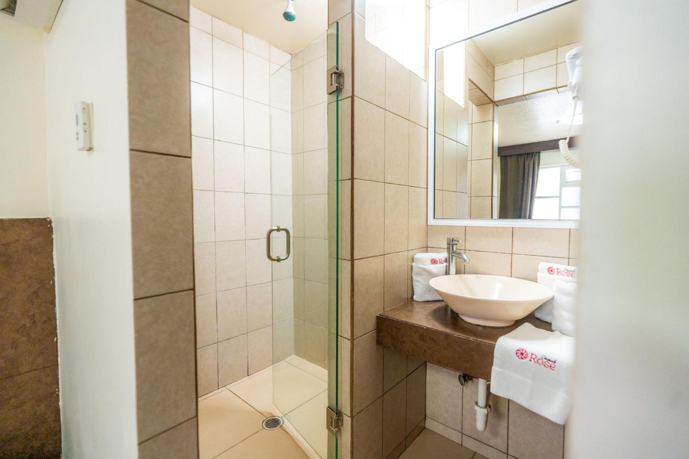 Ensenada Vacations - Hotel Rose Ensenada - Property Image 37