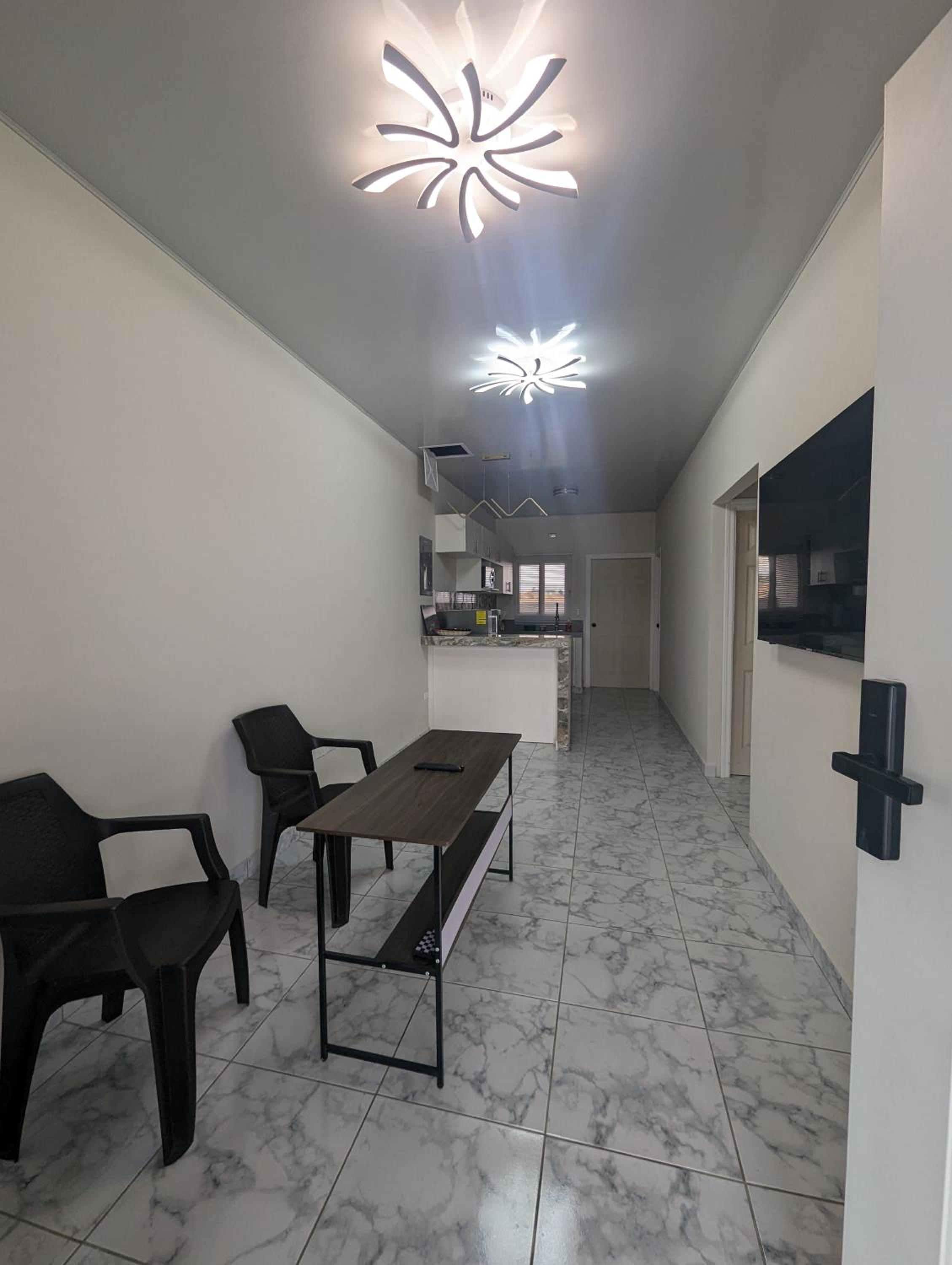 Bonito apartamento en Tegucigalpa con facturas RTN view 2