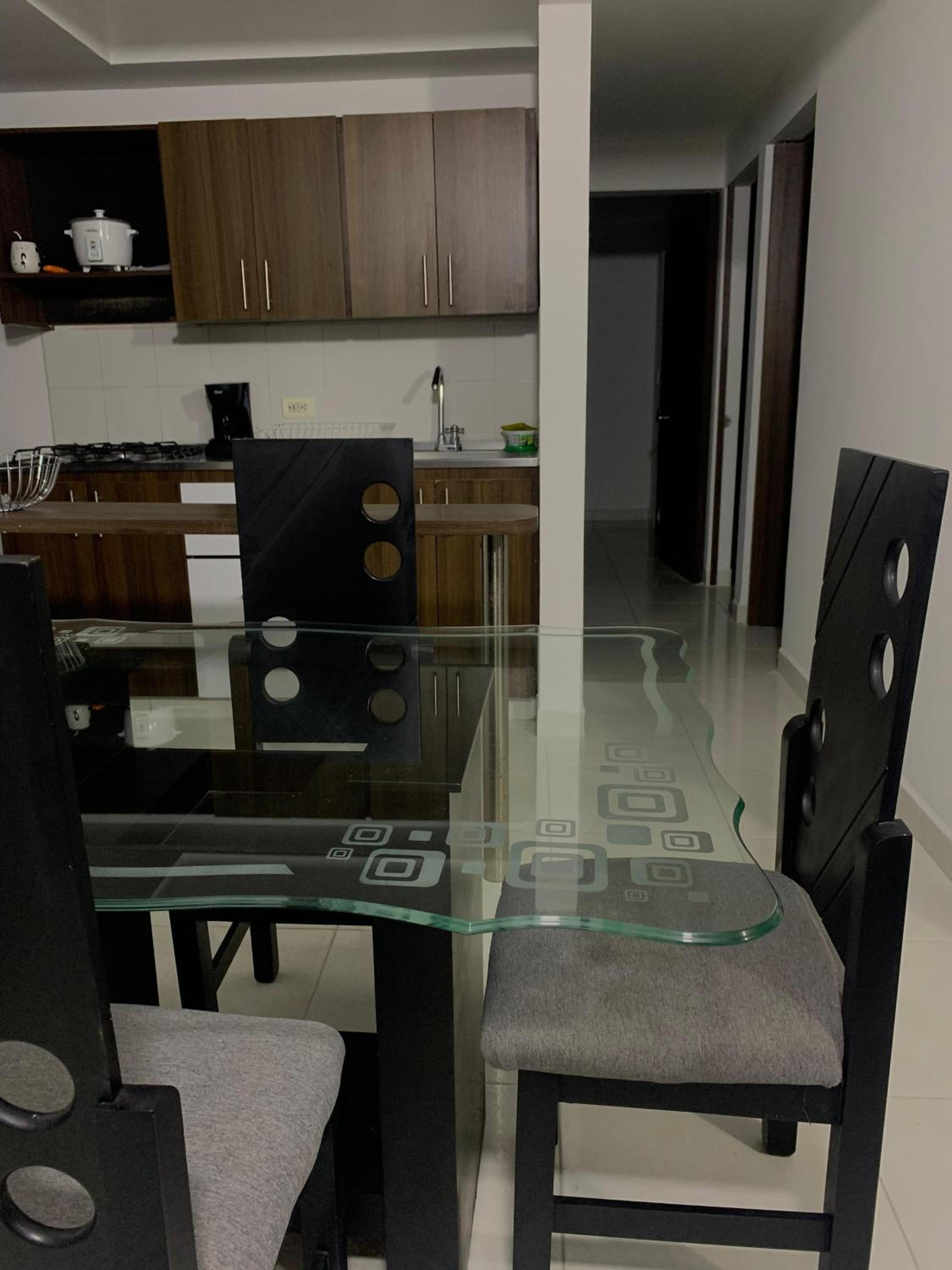 Apartamento completo en zona Exclusiva Cerca Parque del Café