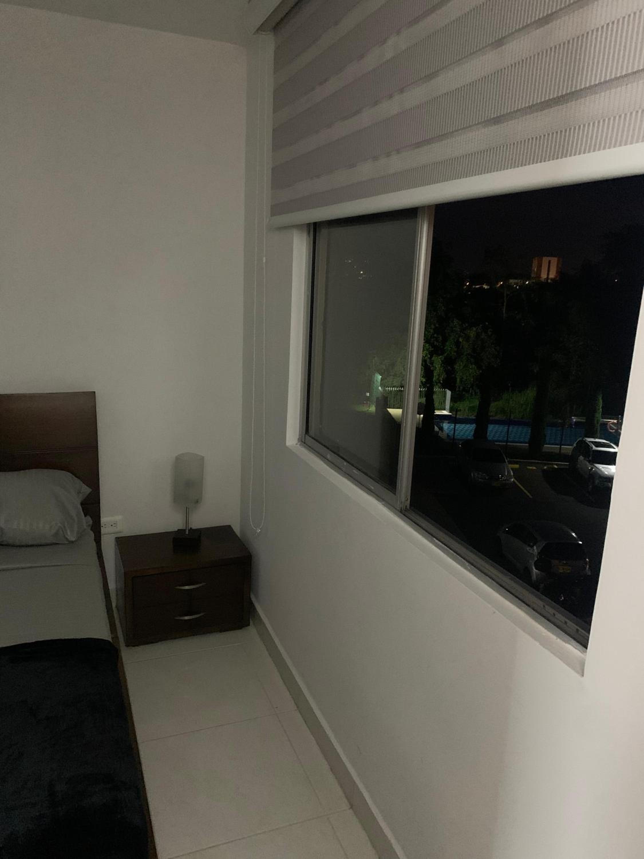 Apartamento completo en zona Exclusiva Cerca Parque del Café