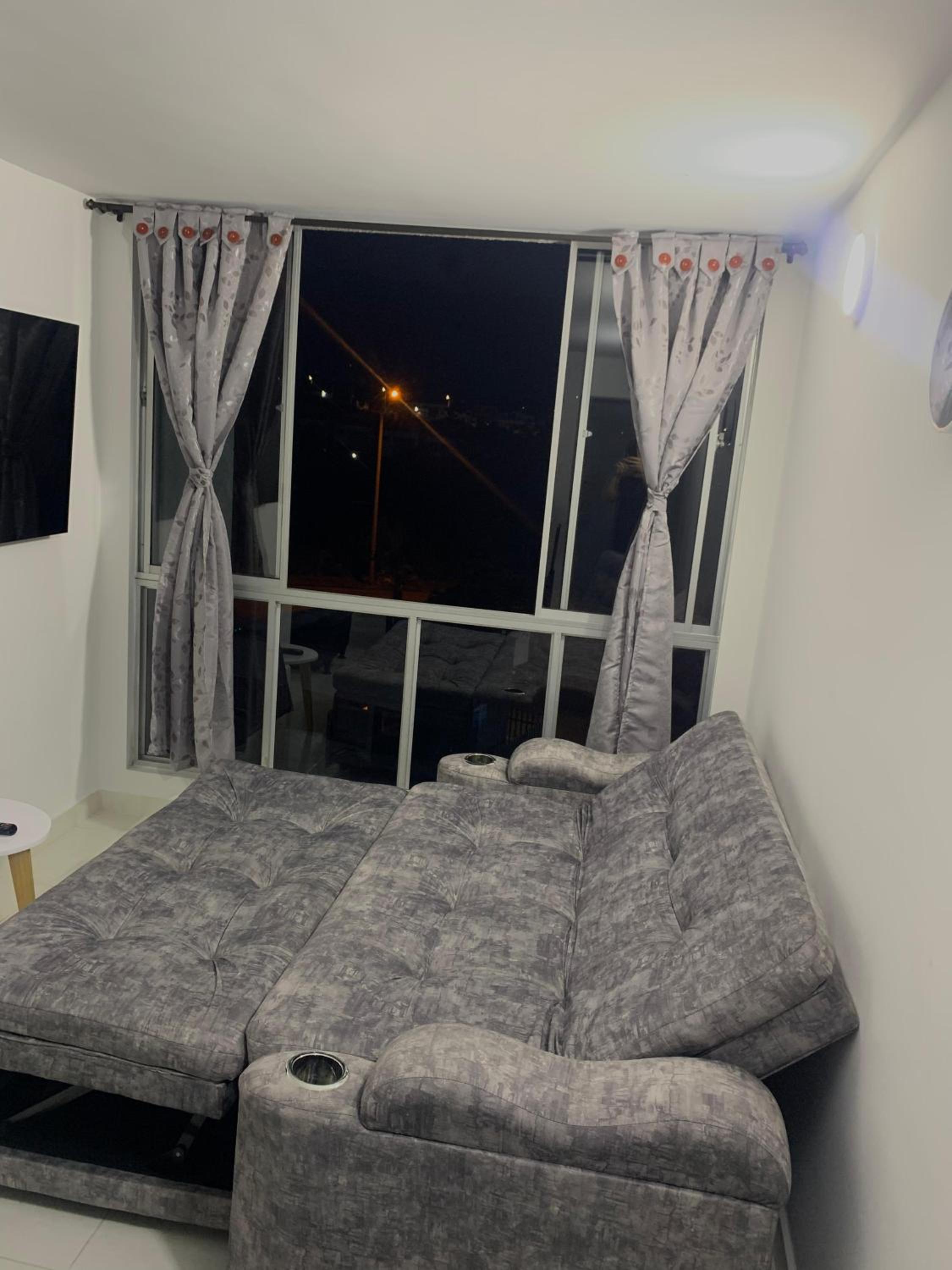 Apartamento completo en zona Exclusiva Cerca Parque del Café