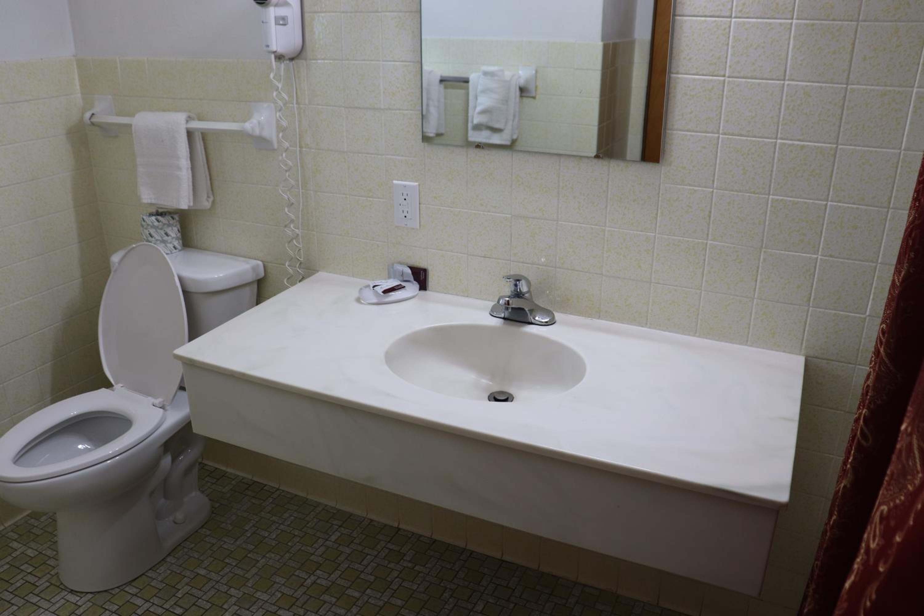 Best Nights Inn - Sparta - Property Image 33
