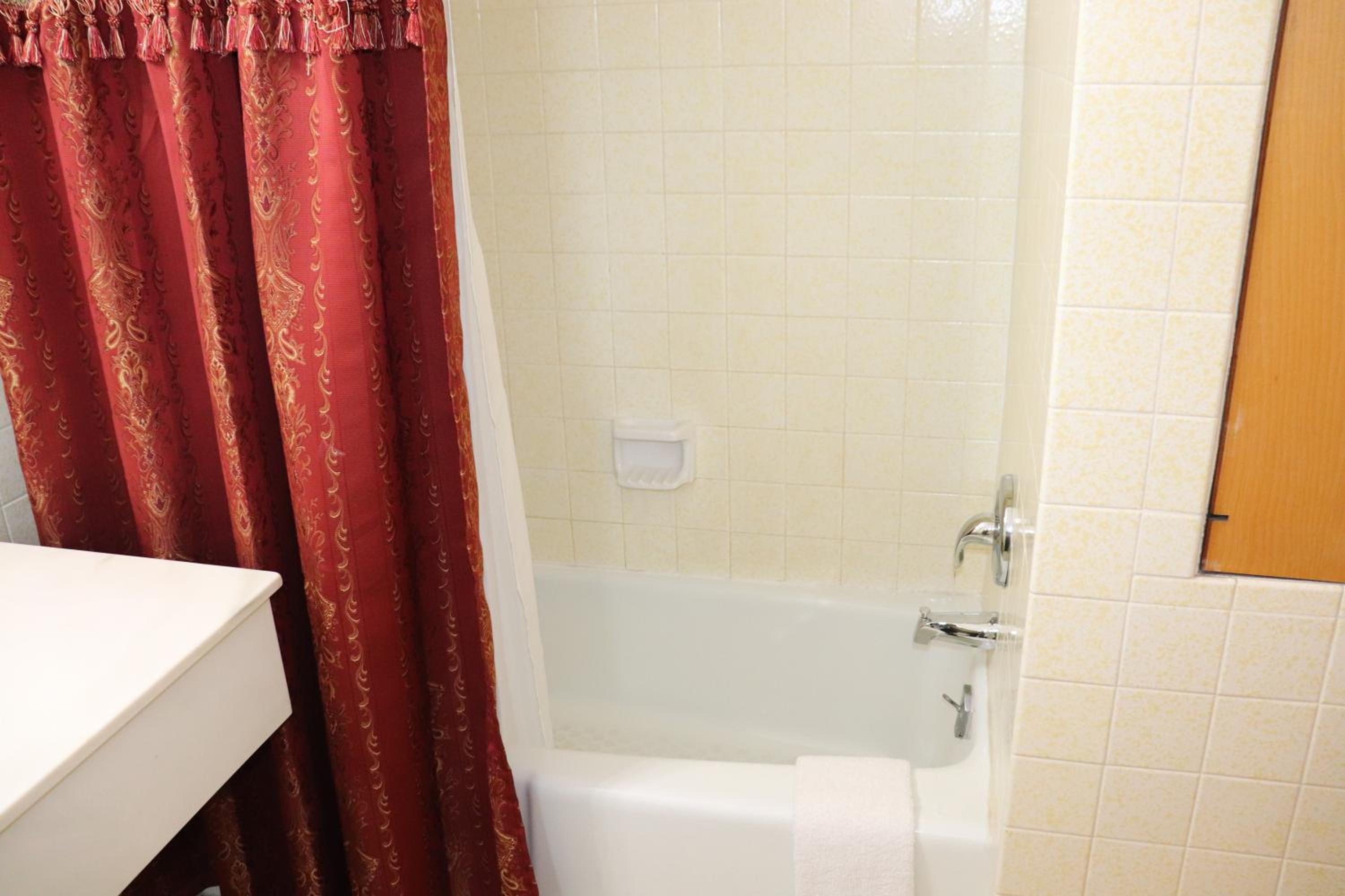 Best Nights Inn - Sparta - Property Image 35