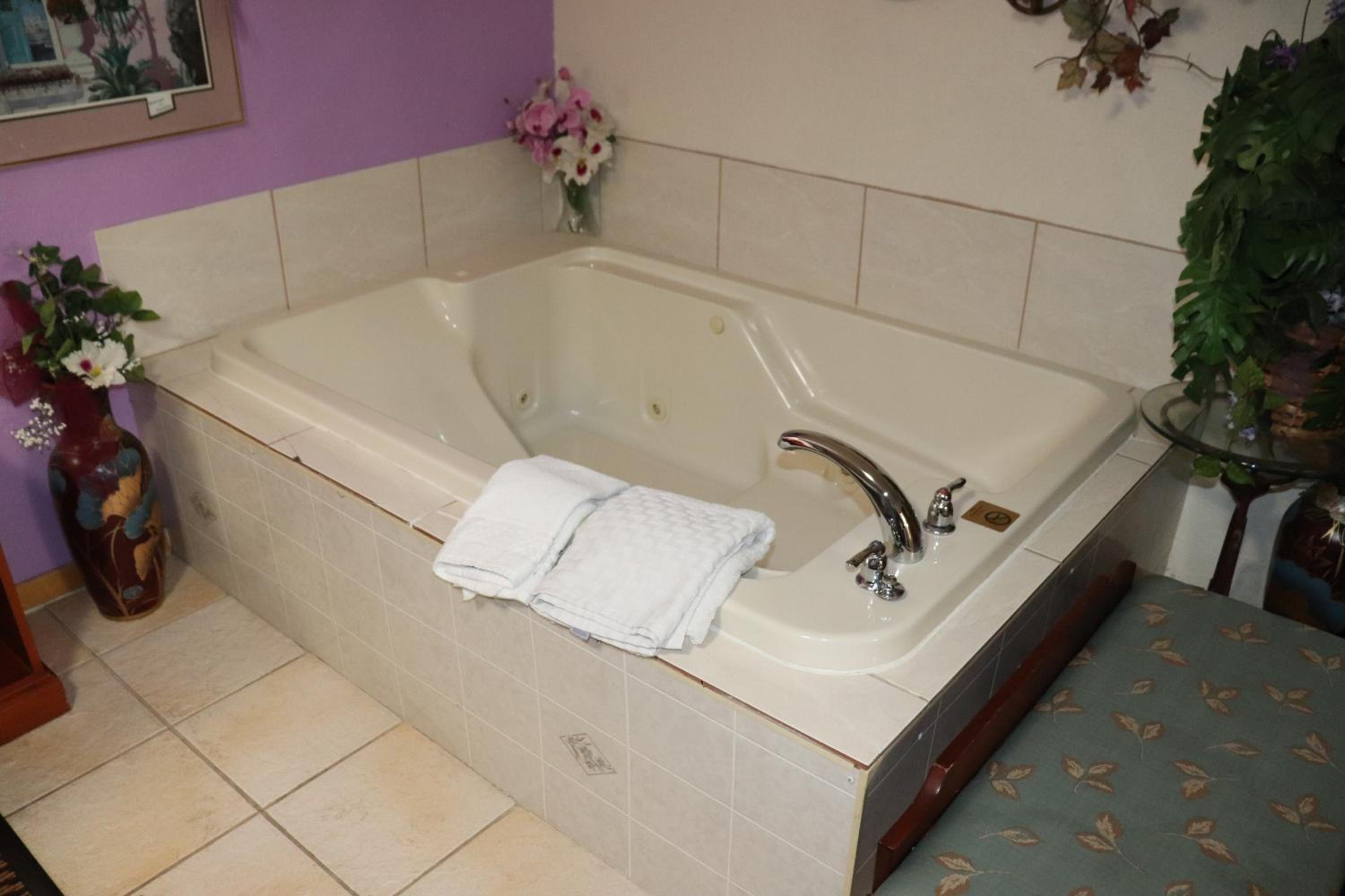 Best Nights Inn - Sparta - Property Image 37