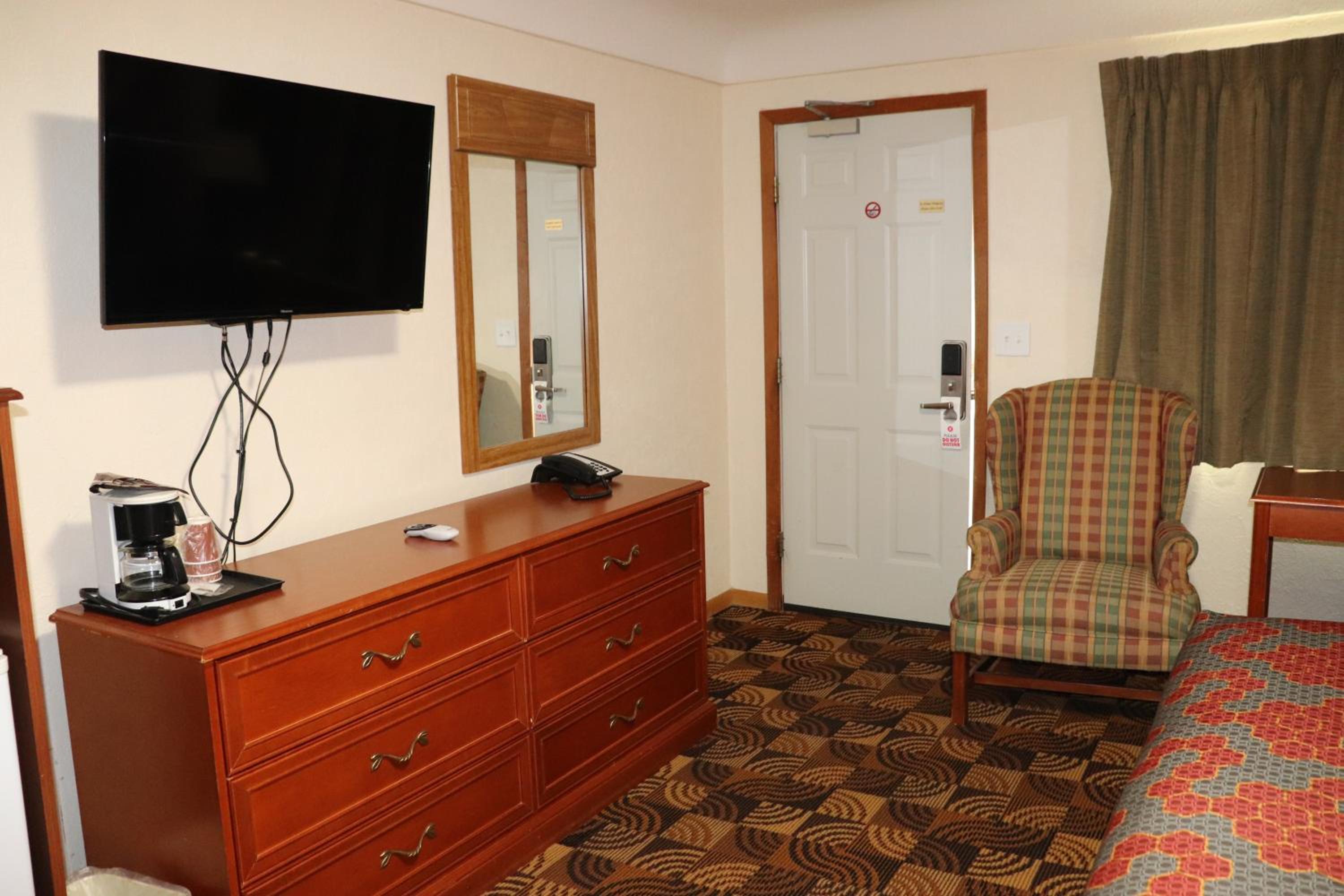 Best Nights Inn - Sparta - Property Image 38