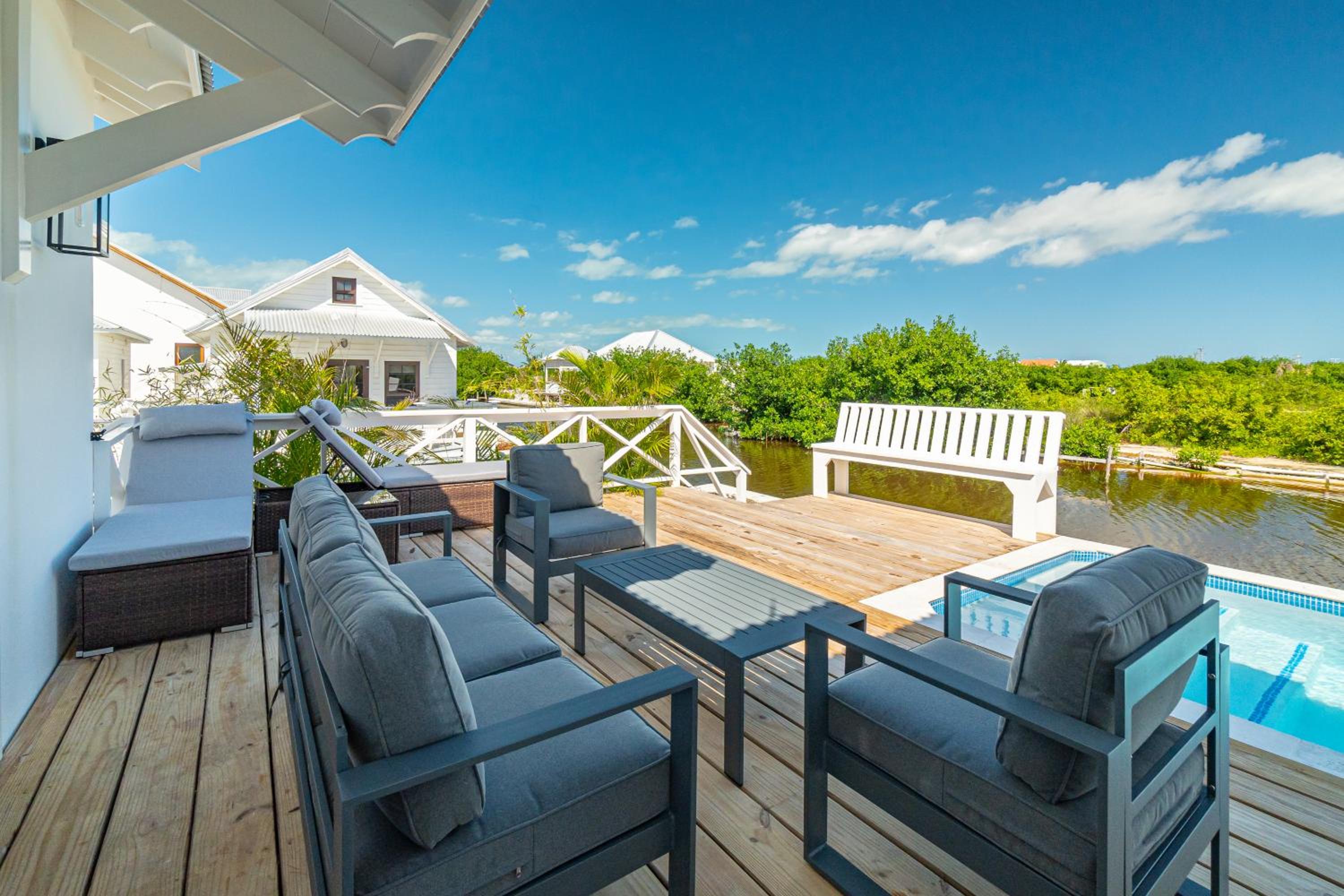 Casa Serena and Mistico Beach Club plus Boat Shuttle