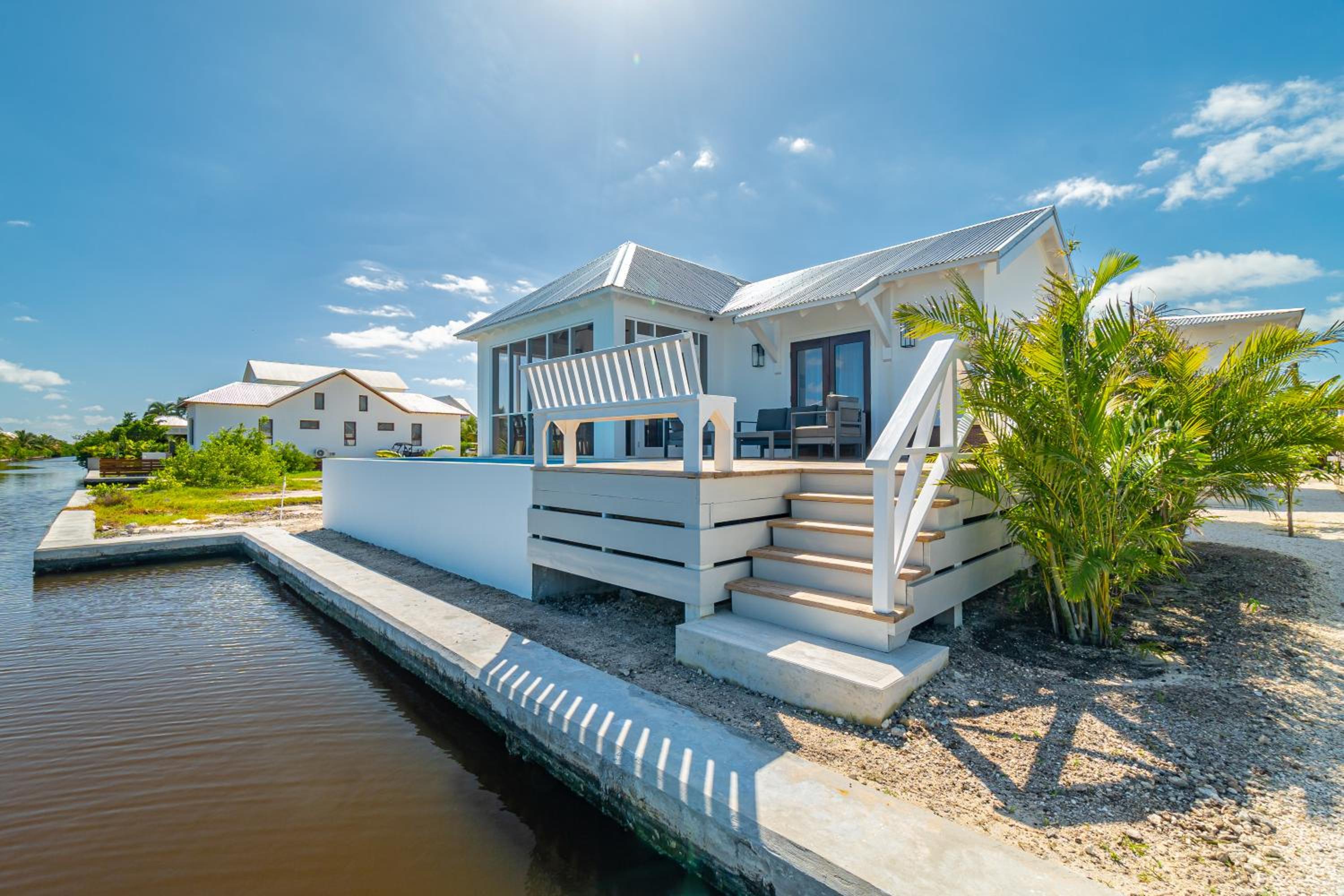 Casa Serena and Mistico Beach Club plus Boat Shuttle