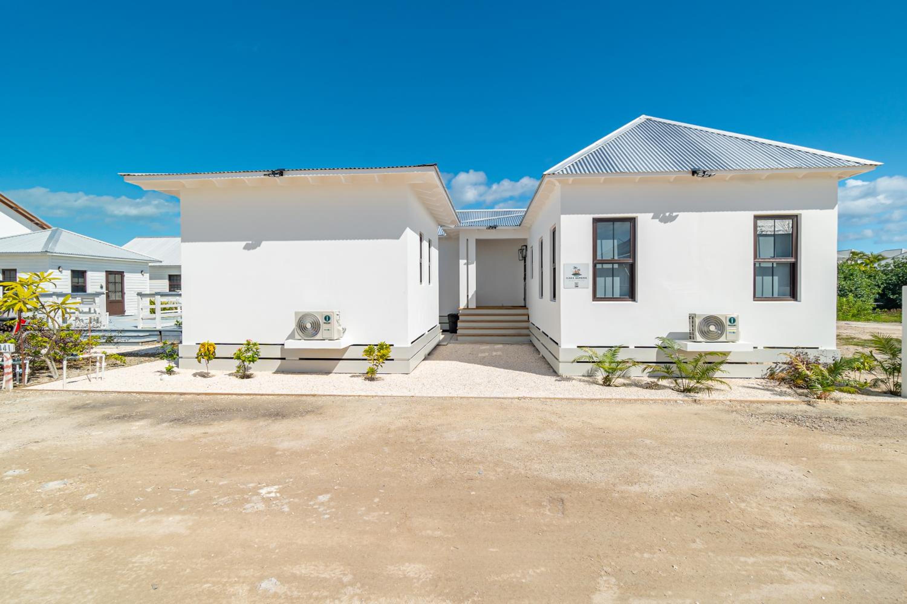 Casa Serena and Mistico Beach Club plus Boat Shuttle