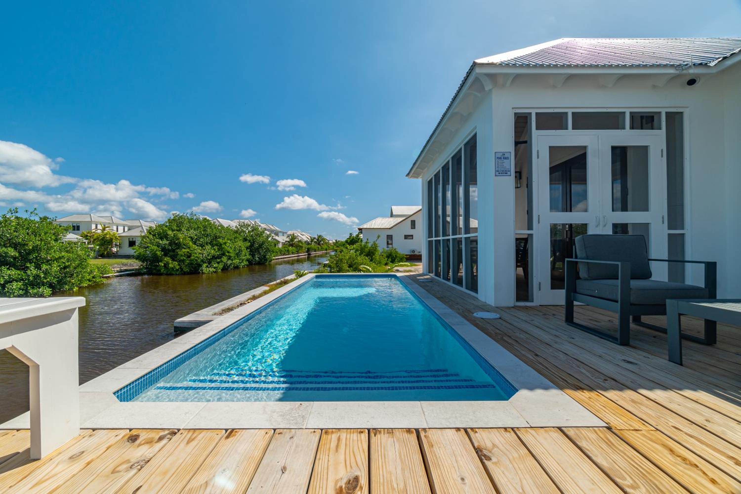 Casa Serena and Mistico Beach Club plus Boat Shuttle