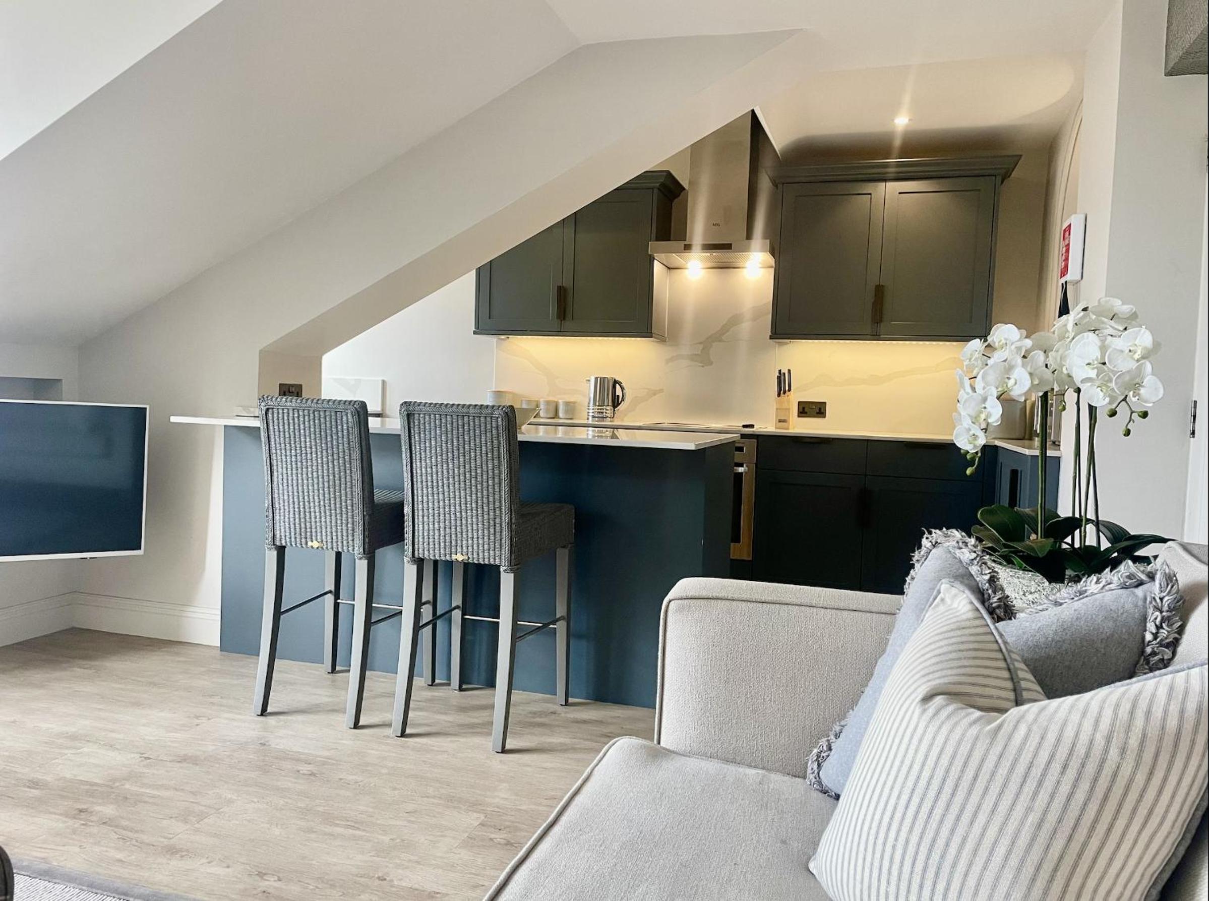Mere View Loft, Bowness-on-Windermere view 4