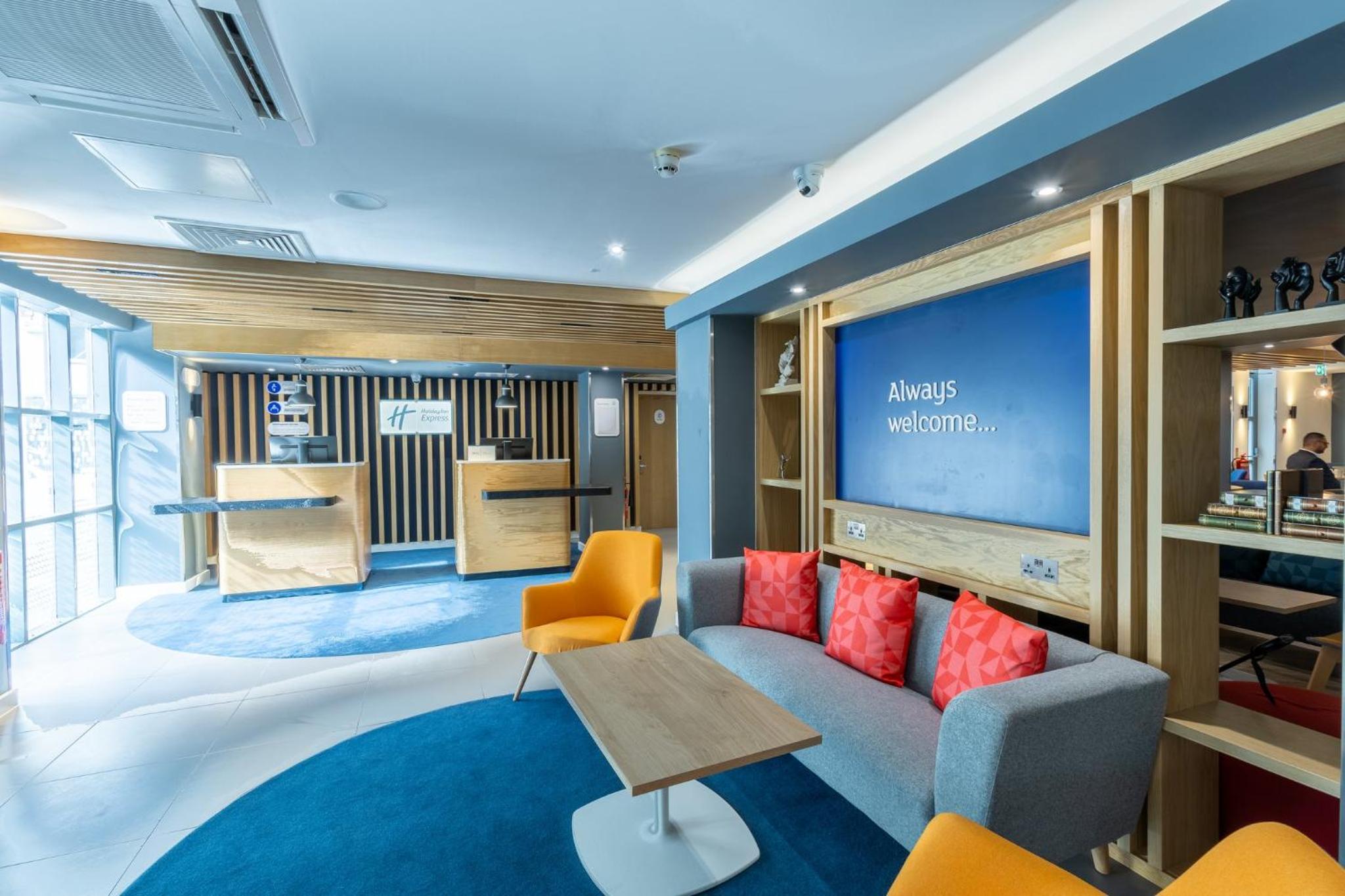 Croydon Vacations - Holiday Inn Express London Croydon, an IHG Hotel - Property Image 1