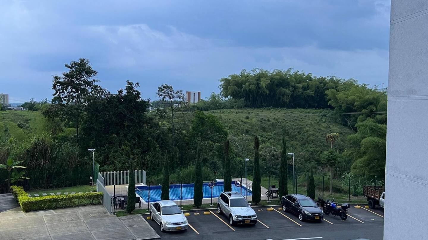 Apartamento completo en zona Exclusiva Cerca Parque del Café