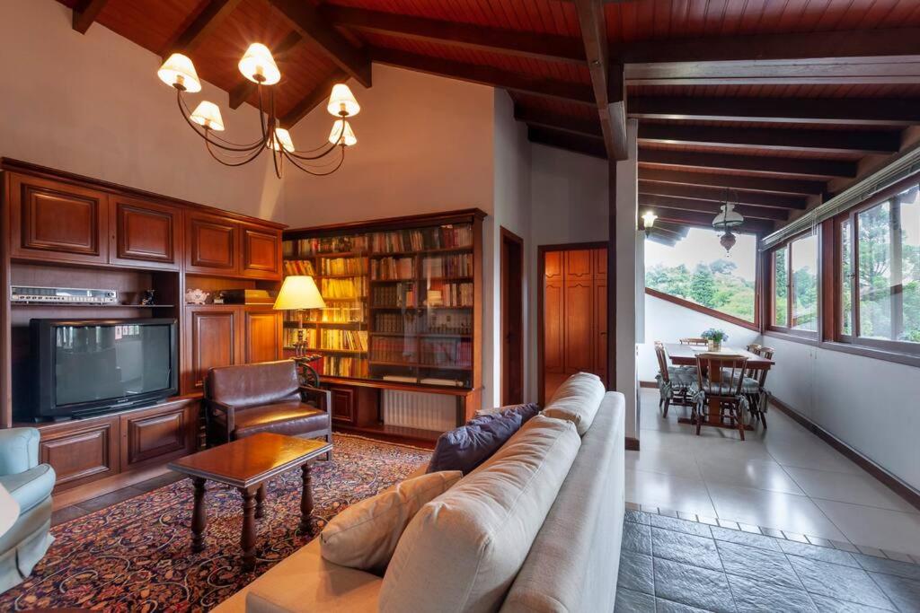 Apartamento Duplex no Flat do Hotel Wish Serrano