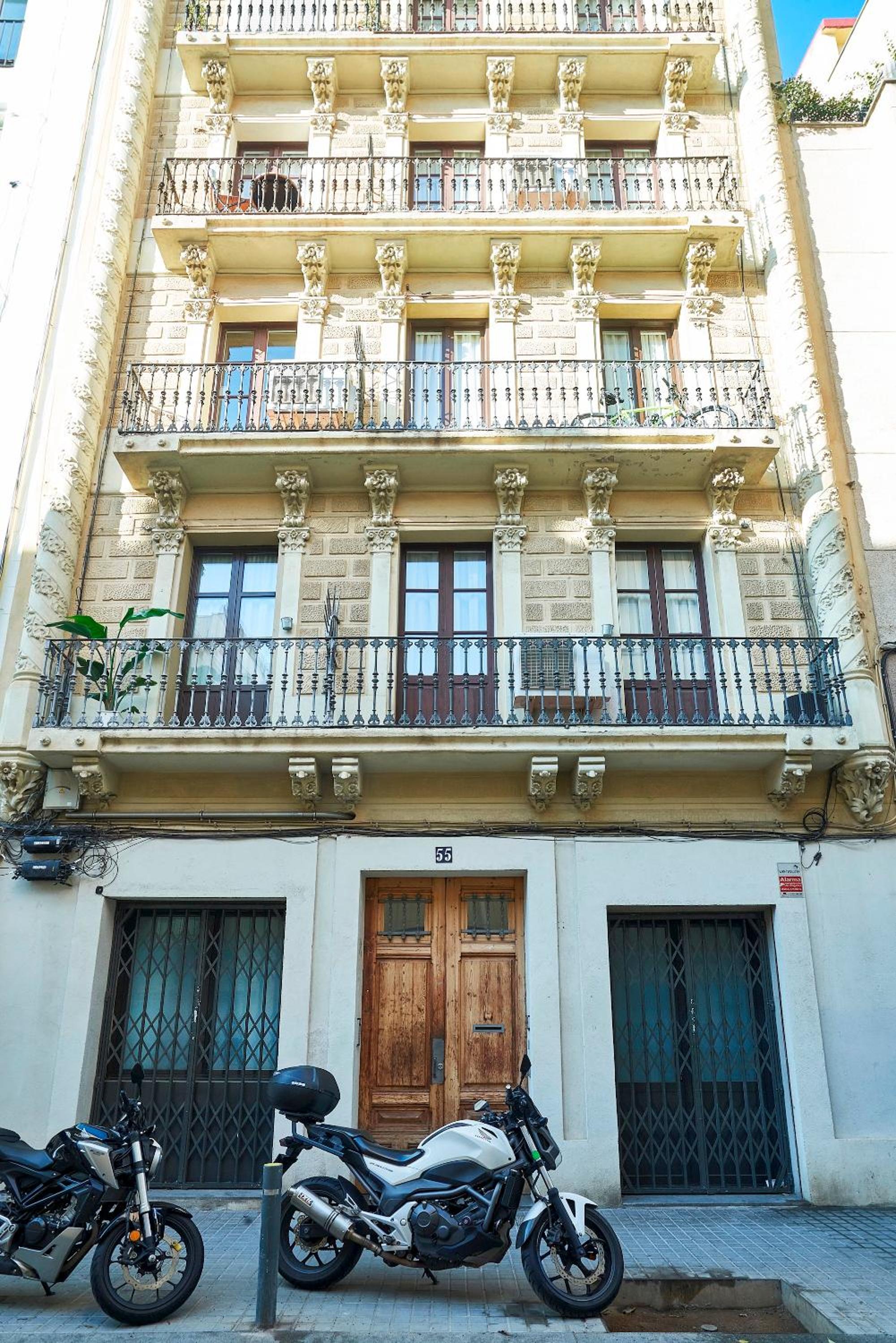 Catalan Comfort near Sagrada Familia by MyRentalHost