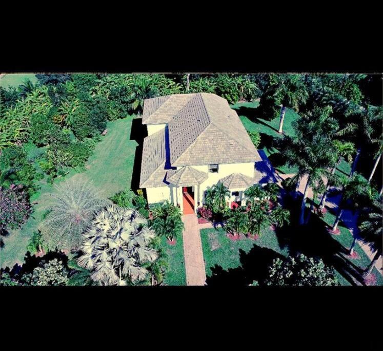 New luxury home in PB 5king beds free parking+wifi view 5