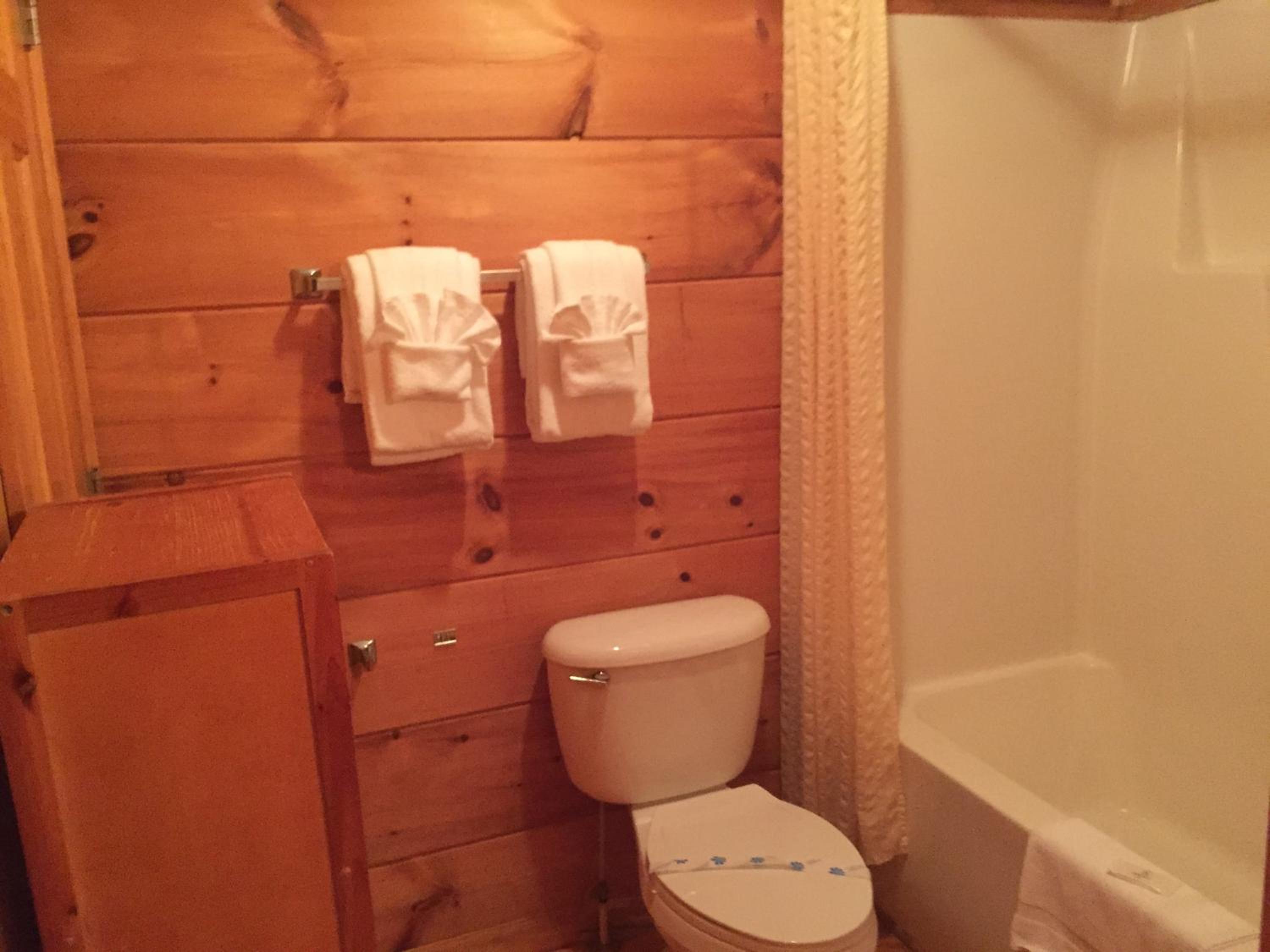 Highland Hills Motel & Cabins, photo 20