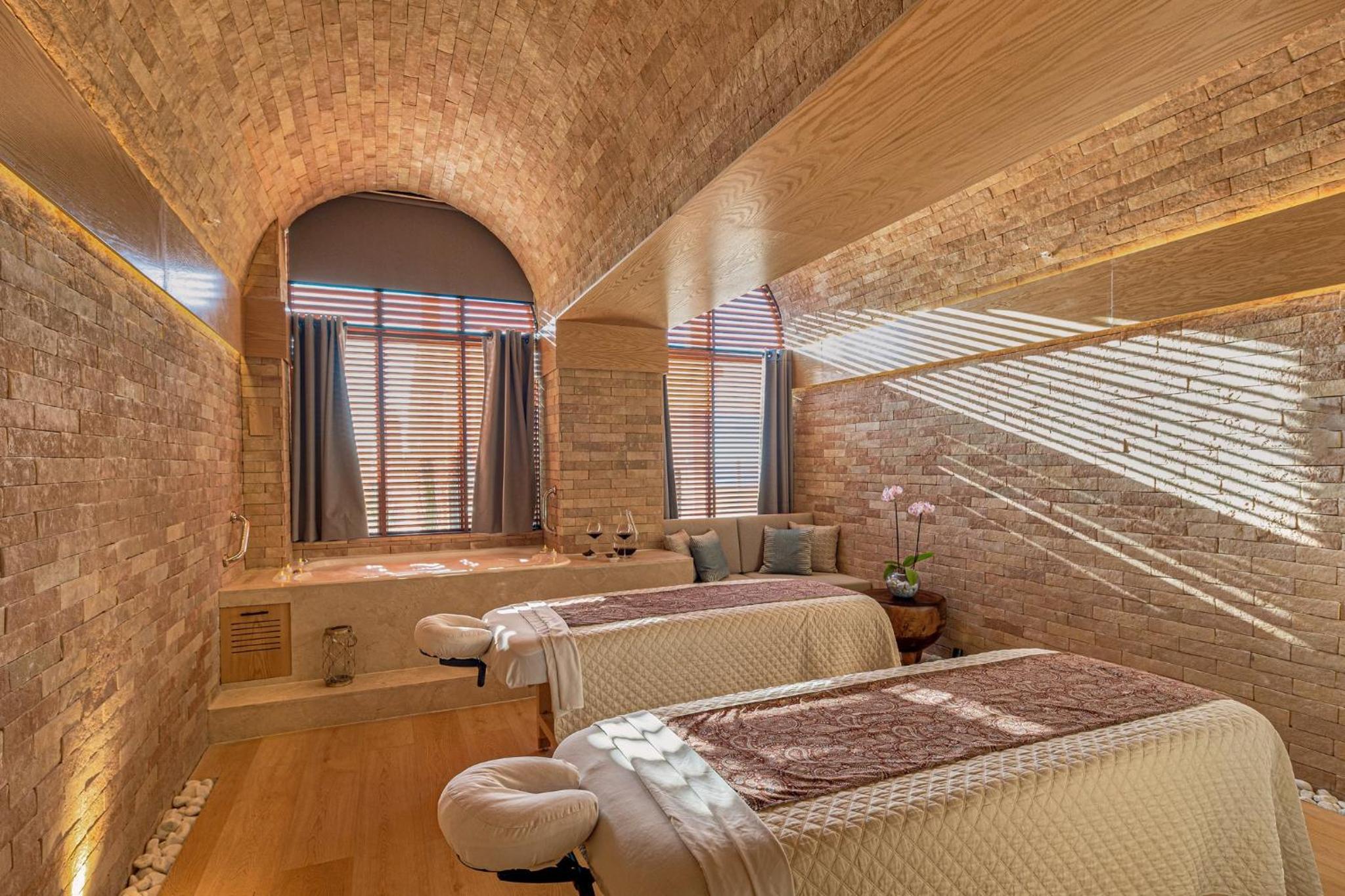 Los Cabos Vacations - Grand Fiesta Americana Los Cabos All Inclusive Golf  Spa - Property Image 17