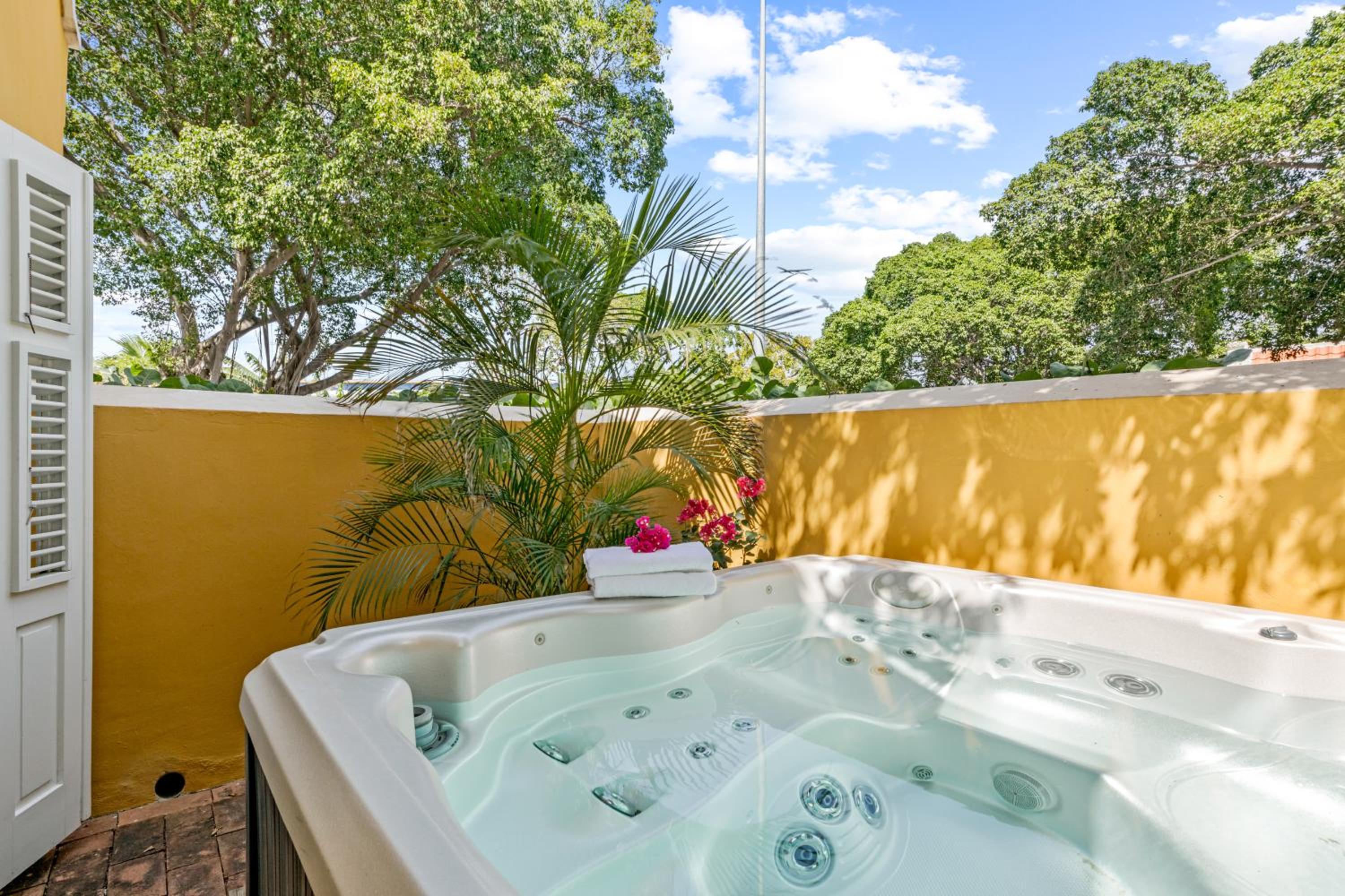 Curaçao Gardens