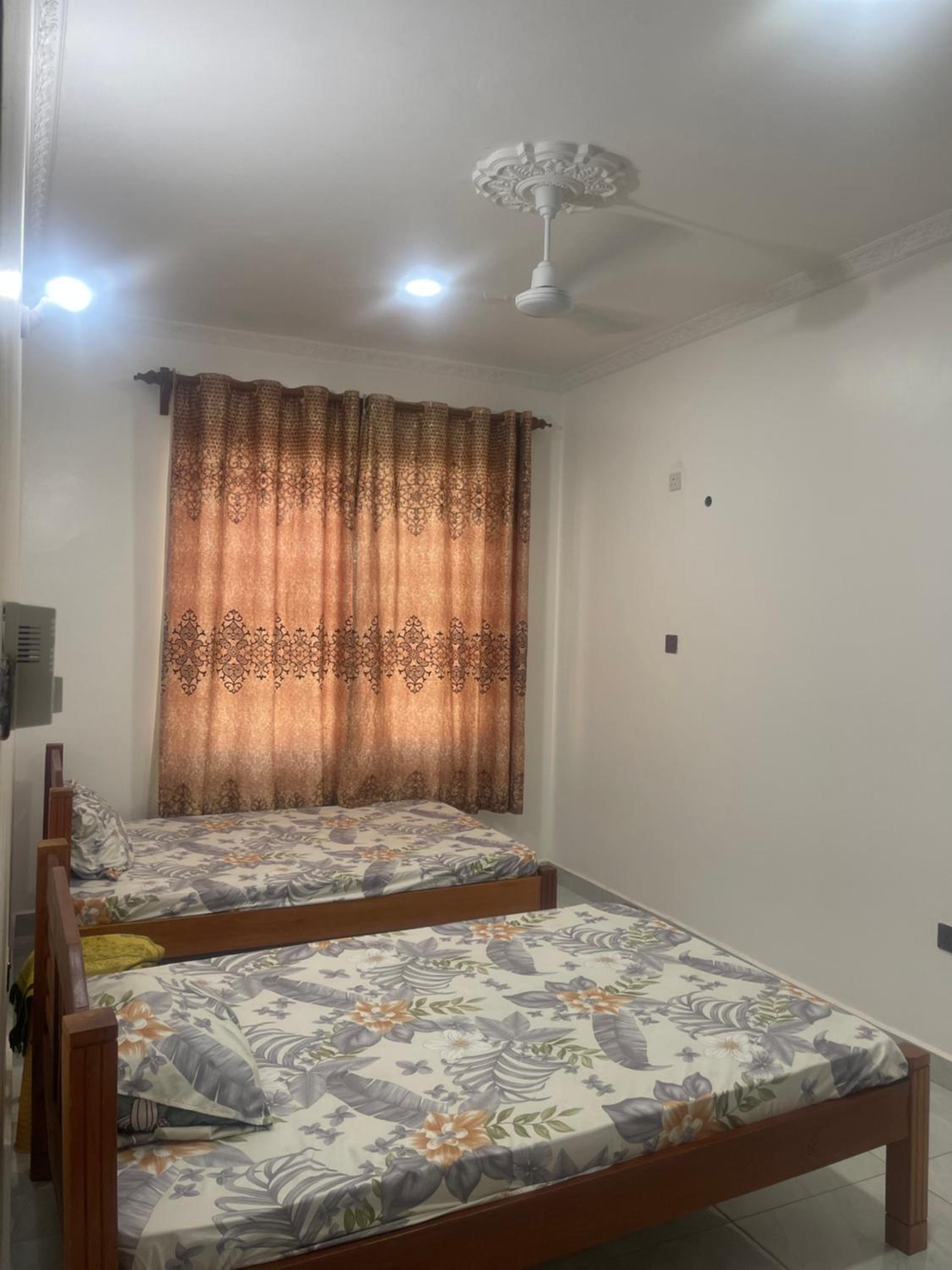 NYALI 2BD BEACH ROAD view 2