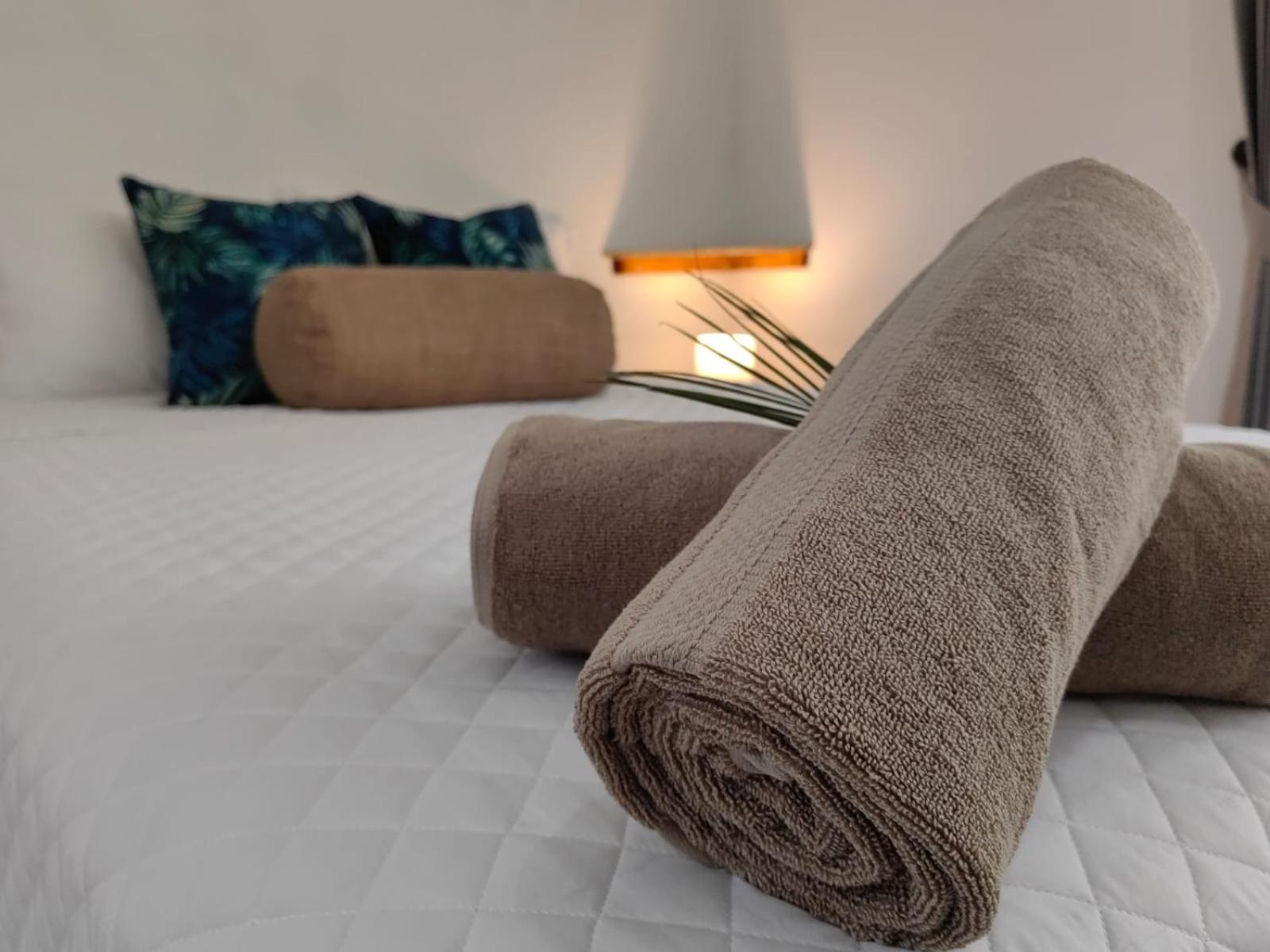 Hotel Boutique CasAguacate Apt Morfo close to Airport