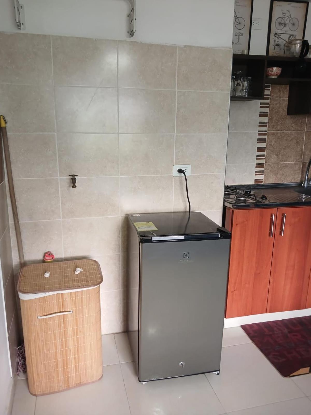 Estudio en 3 piso - Con todo lo necesario al norte de la Cali.
