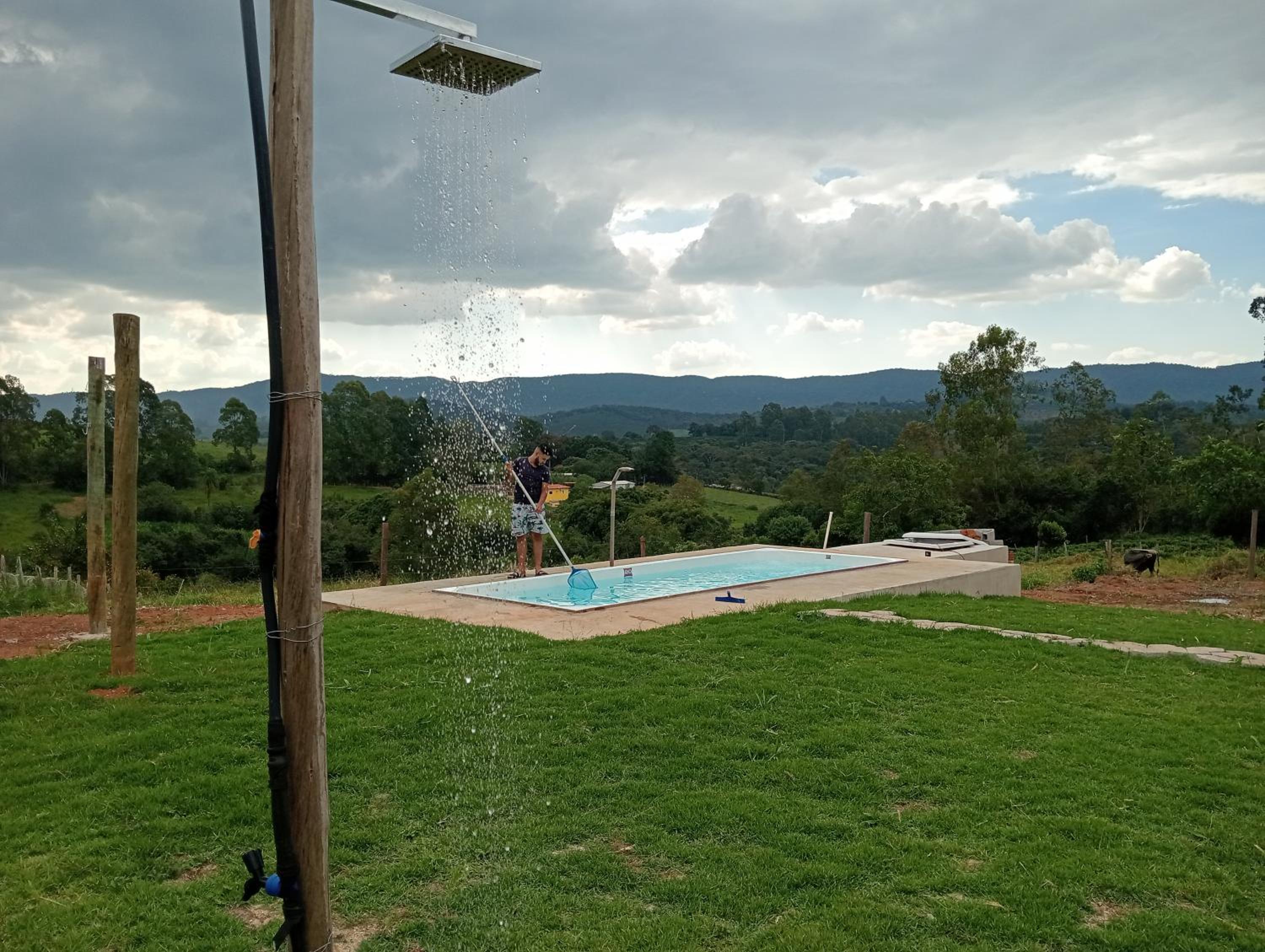 Sítio Âmbar - Piscina, Wi-fi e lago de pesca !