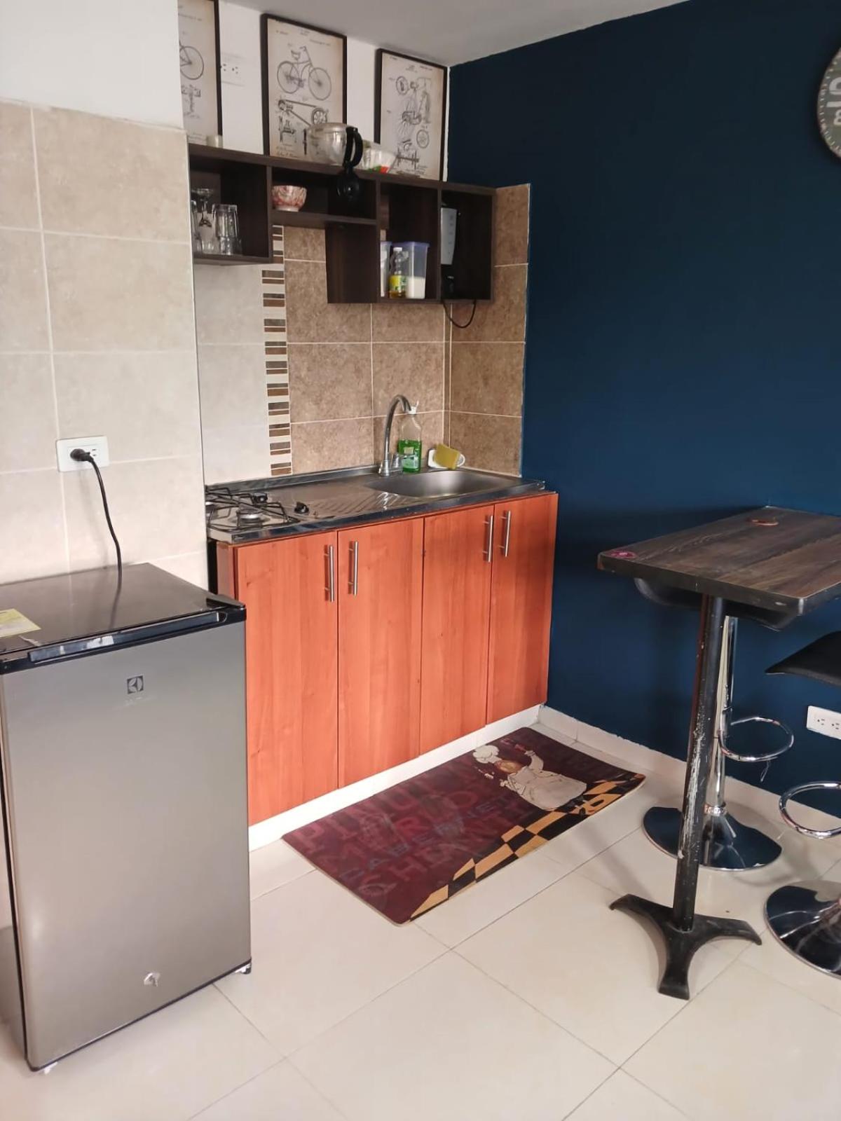 Estudio en 3 piso - Con todo lo necesario al norte de la Cali.