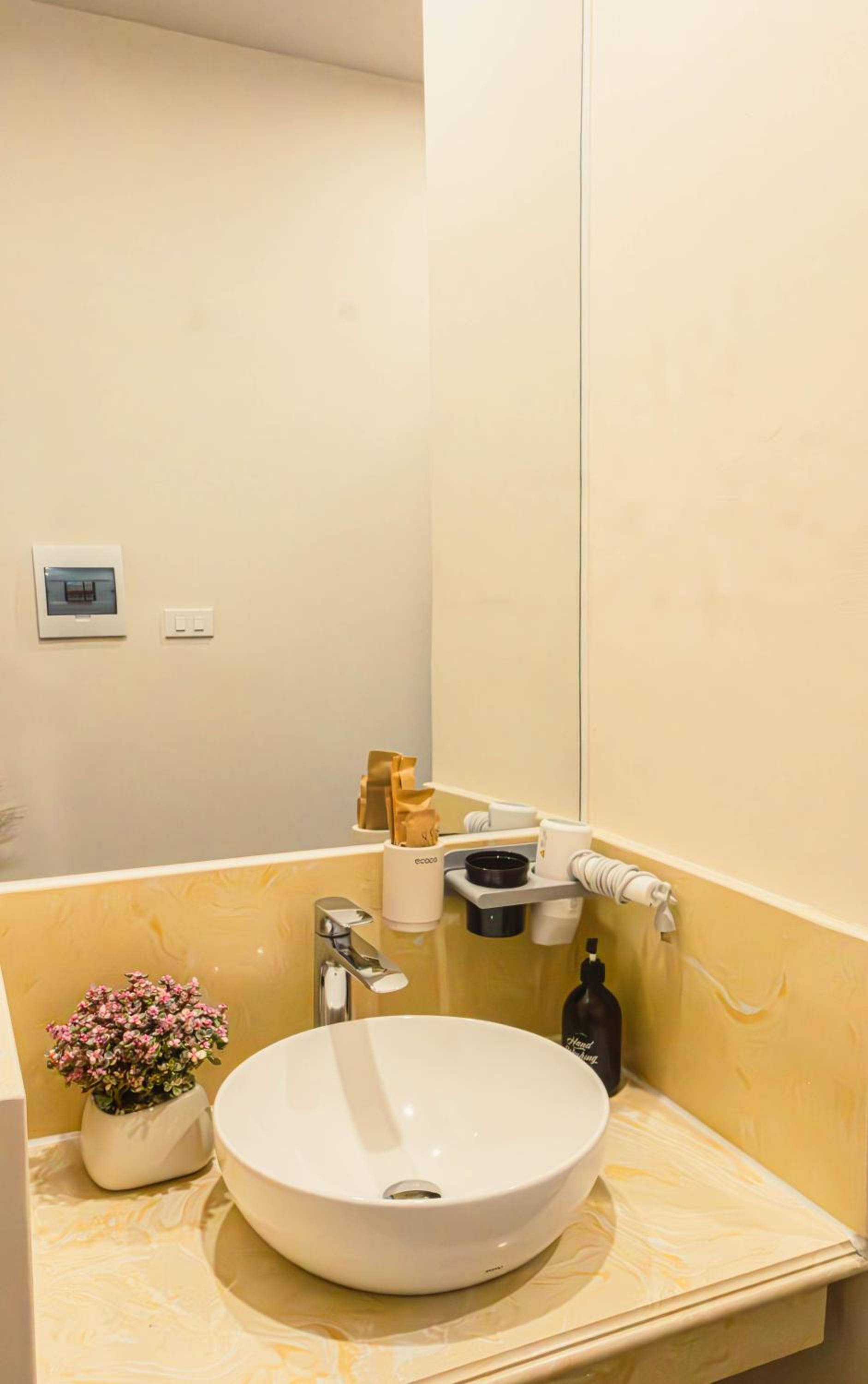 Areca Premium Homestay & Spa Ba Đình