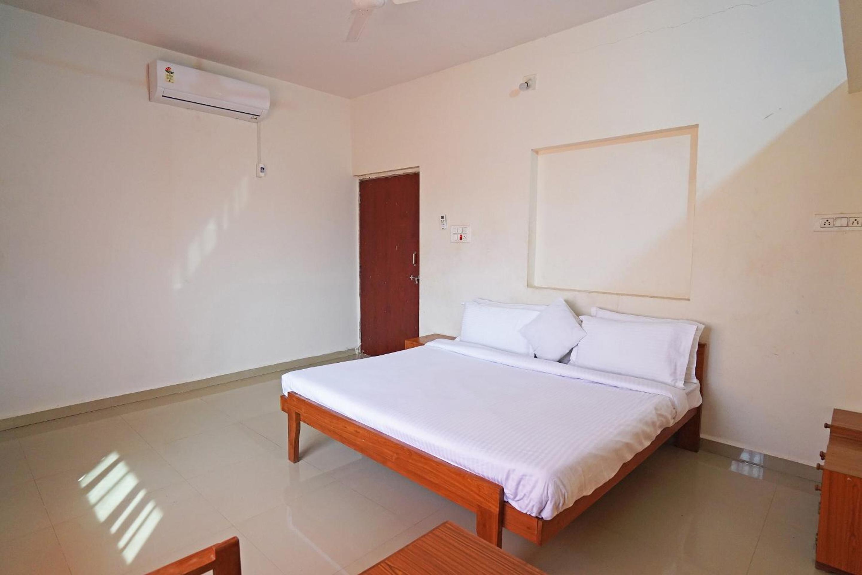 Hotel O Home Mahavir Home Stay