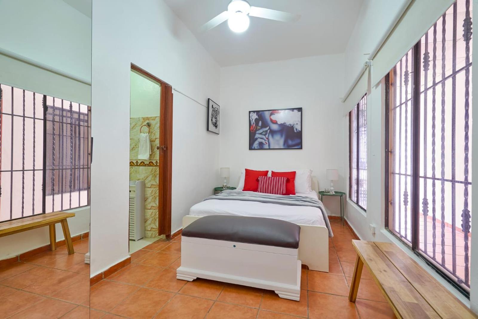 Apartamento de un solo piso zona colonial