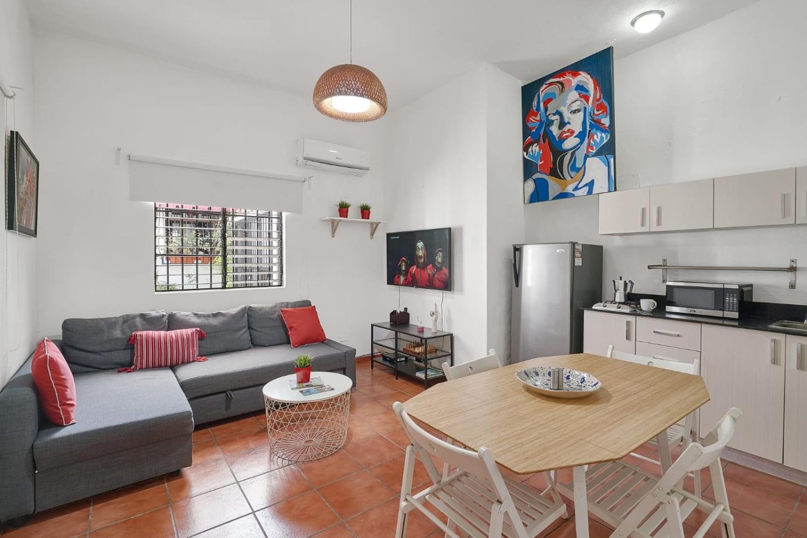 Apartamento de un solo piso zona colonial