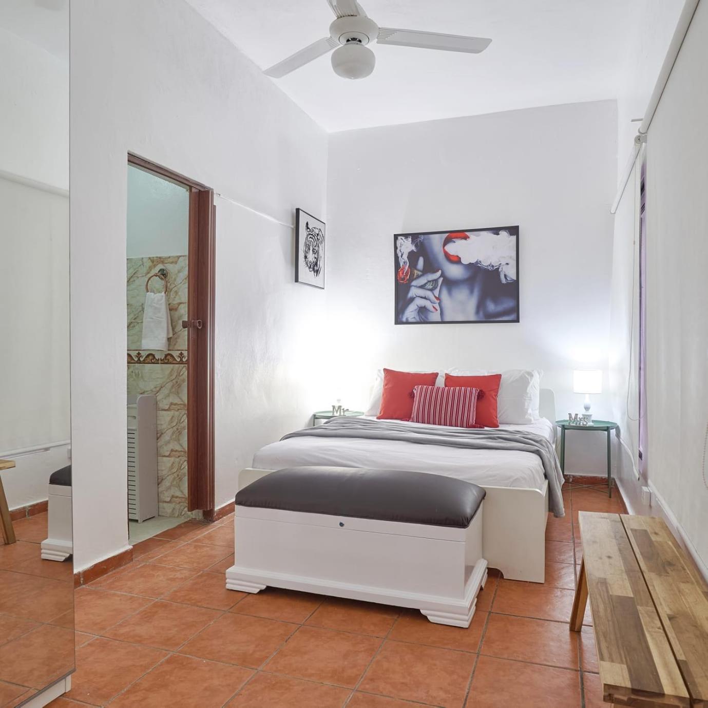 Apartamento de un solo piso zona colonial