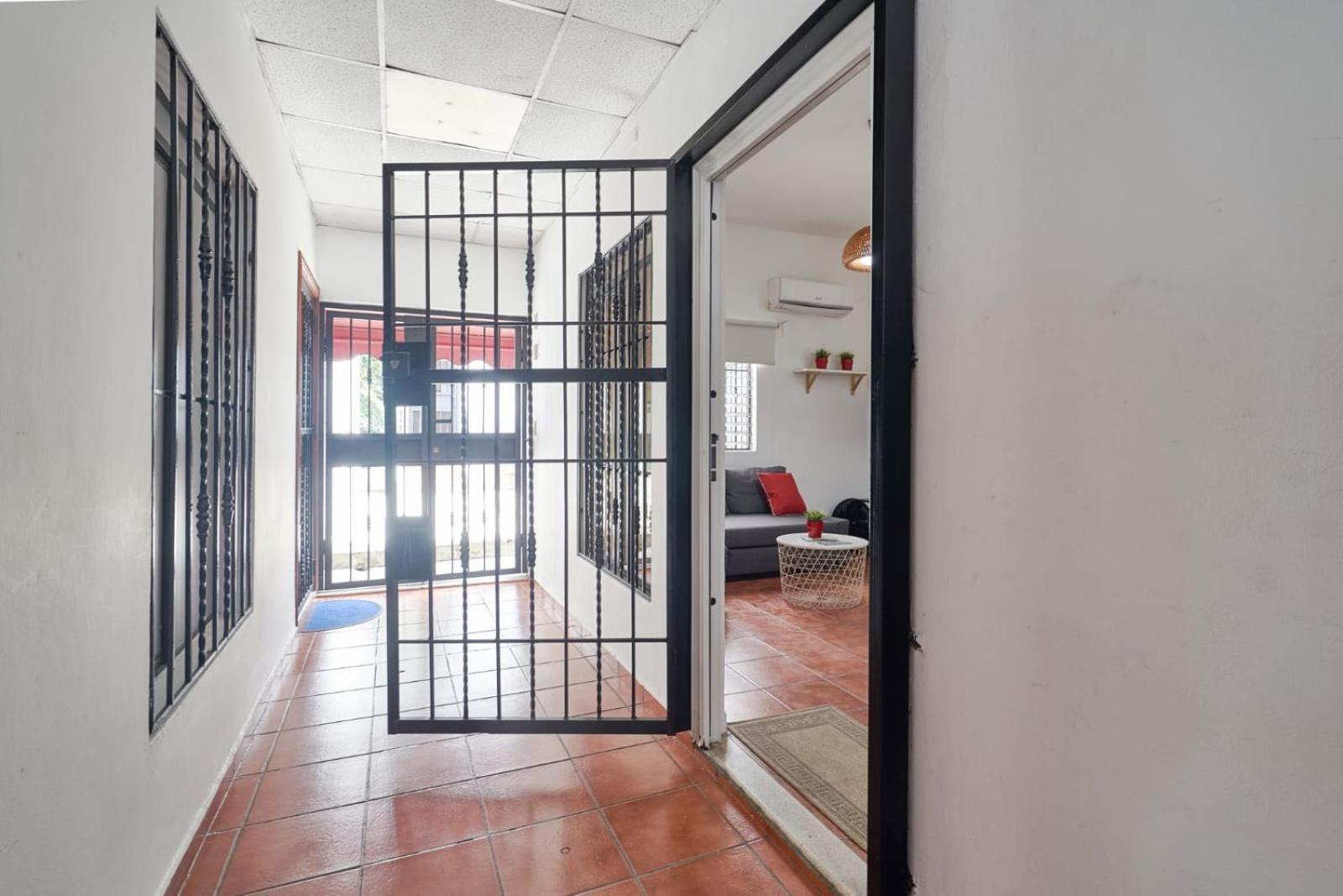 Apartamento de un solo piso zona colonial