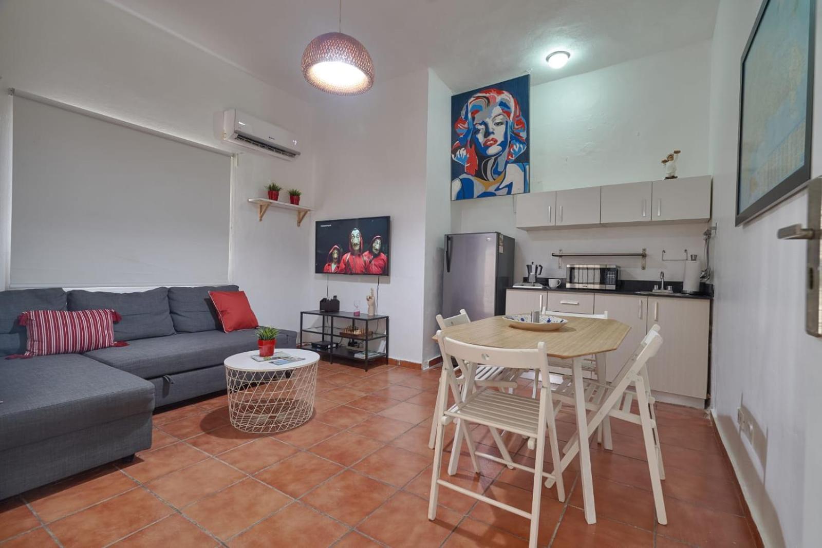 Apartamento de un solo piso zona colonial
