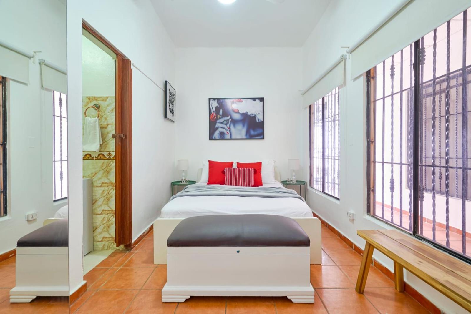 Apartamento de un solo piso zona colonial