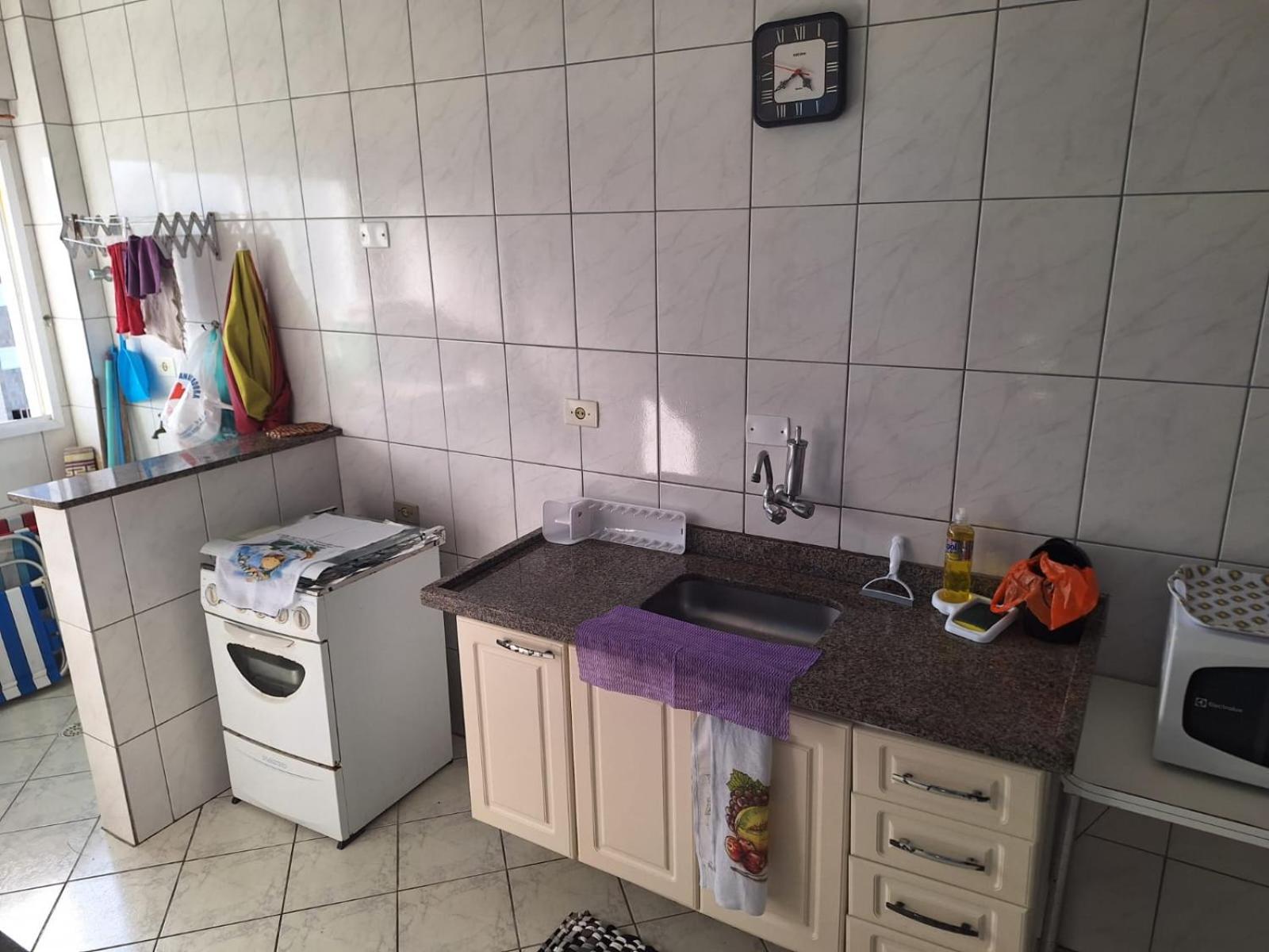 Apartamento frente da praia com varanda em Mongaguá view 3