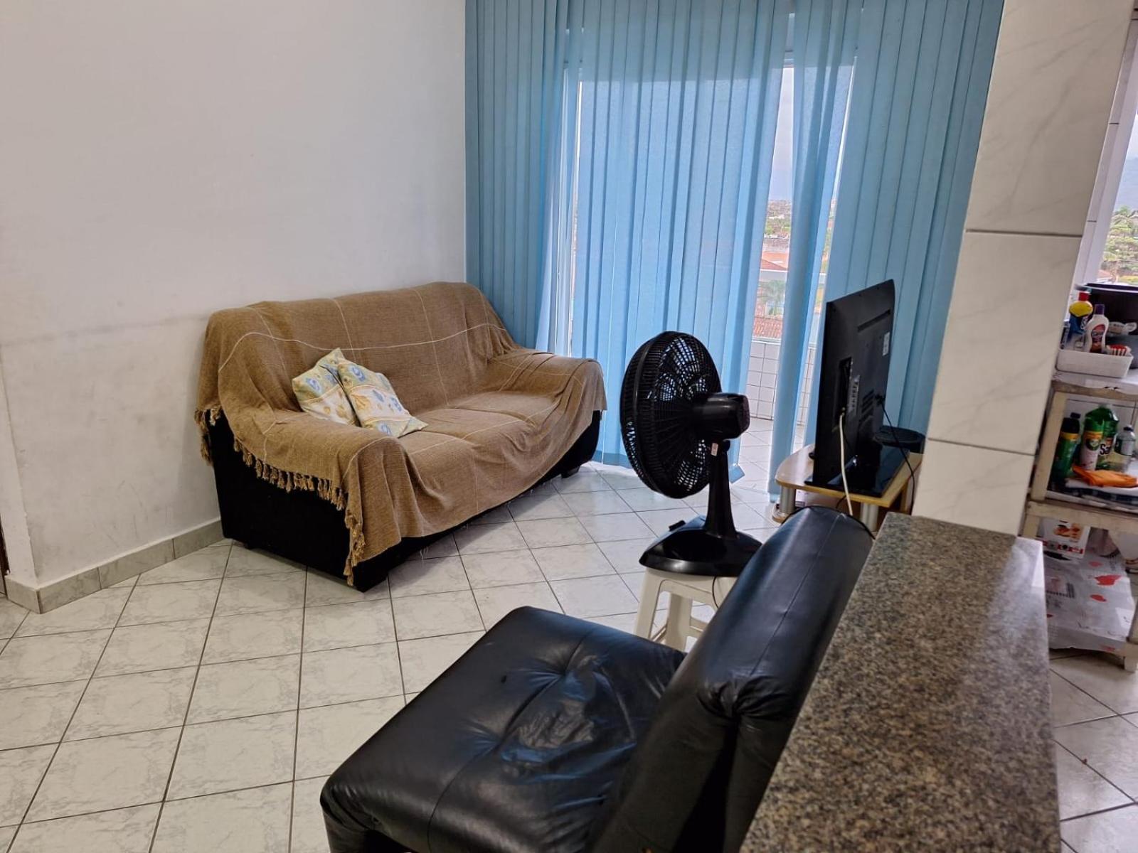 Apartamento frente da praia com varanda em Mongaguá view 4
