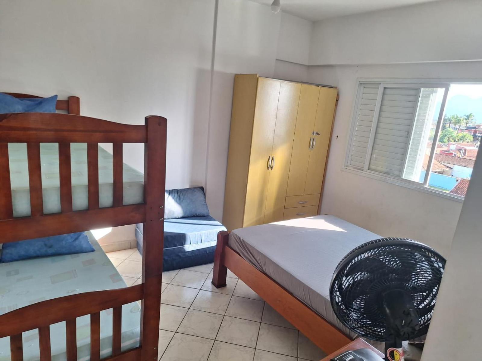 Apartamento frente da praia com varanda em Mongaguá view 5