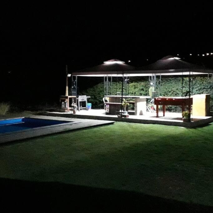 Acogedora cabaña para disfrutar y descansar
