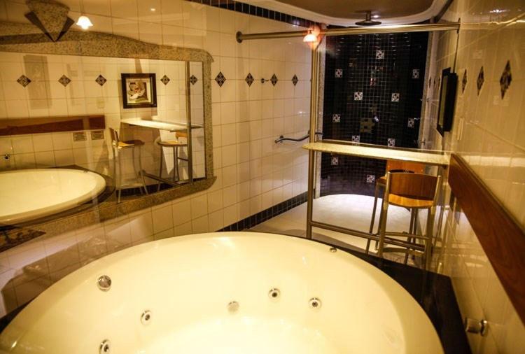 Jacuzzi