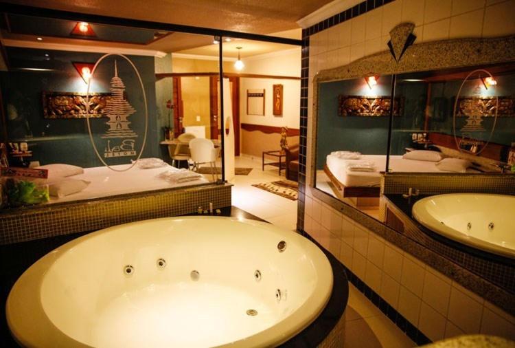 Jacuzzi