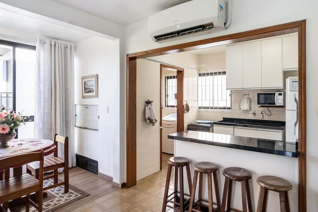 Apartamento a 3 min apé da praia!
