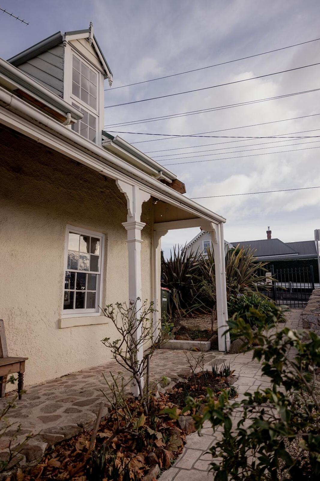 Cosy Heritage Cottage in West Hobart