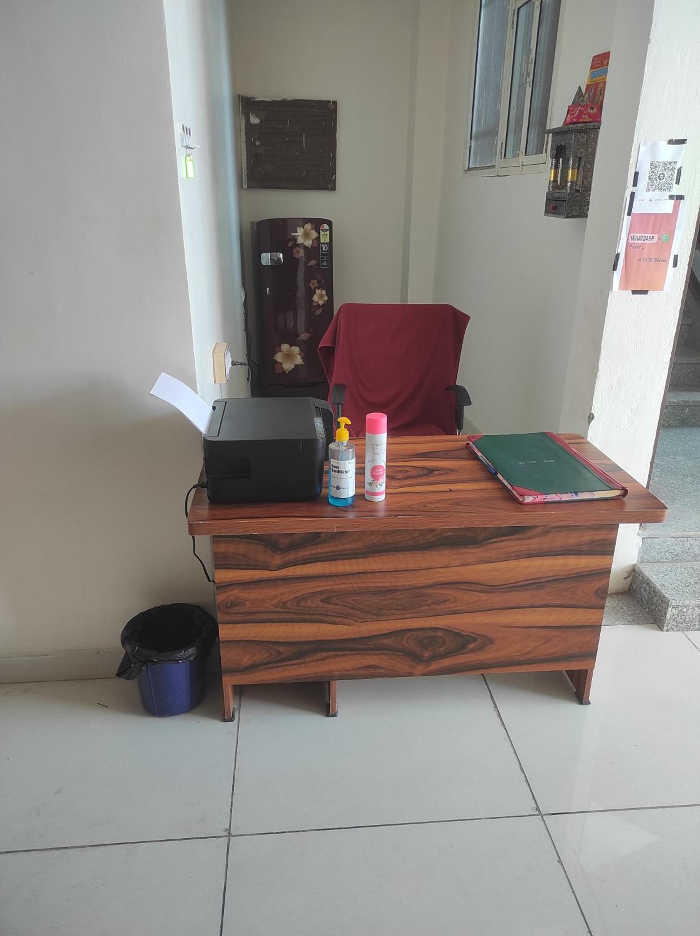 Lobby & Reception