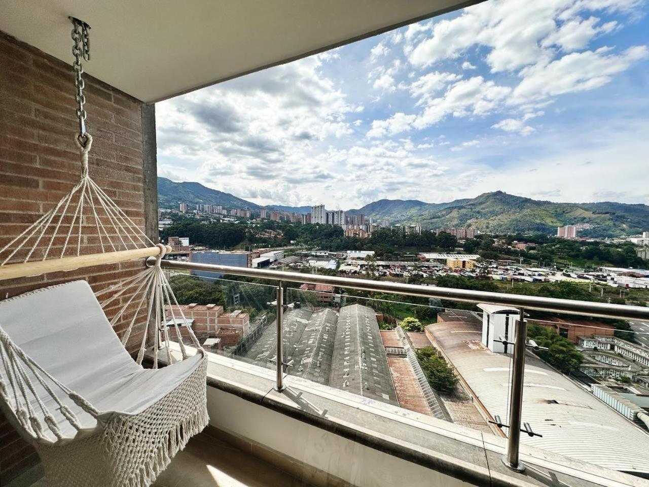 Aluna Apto/ Wellness and Enjoy