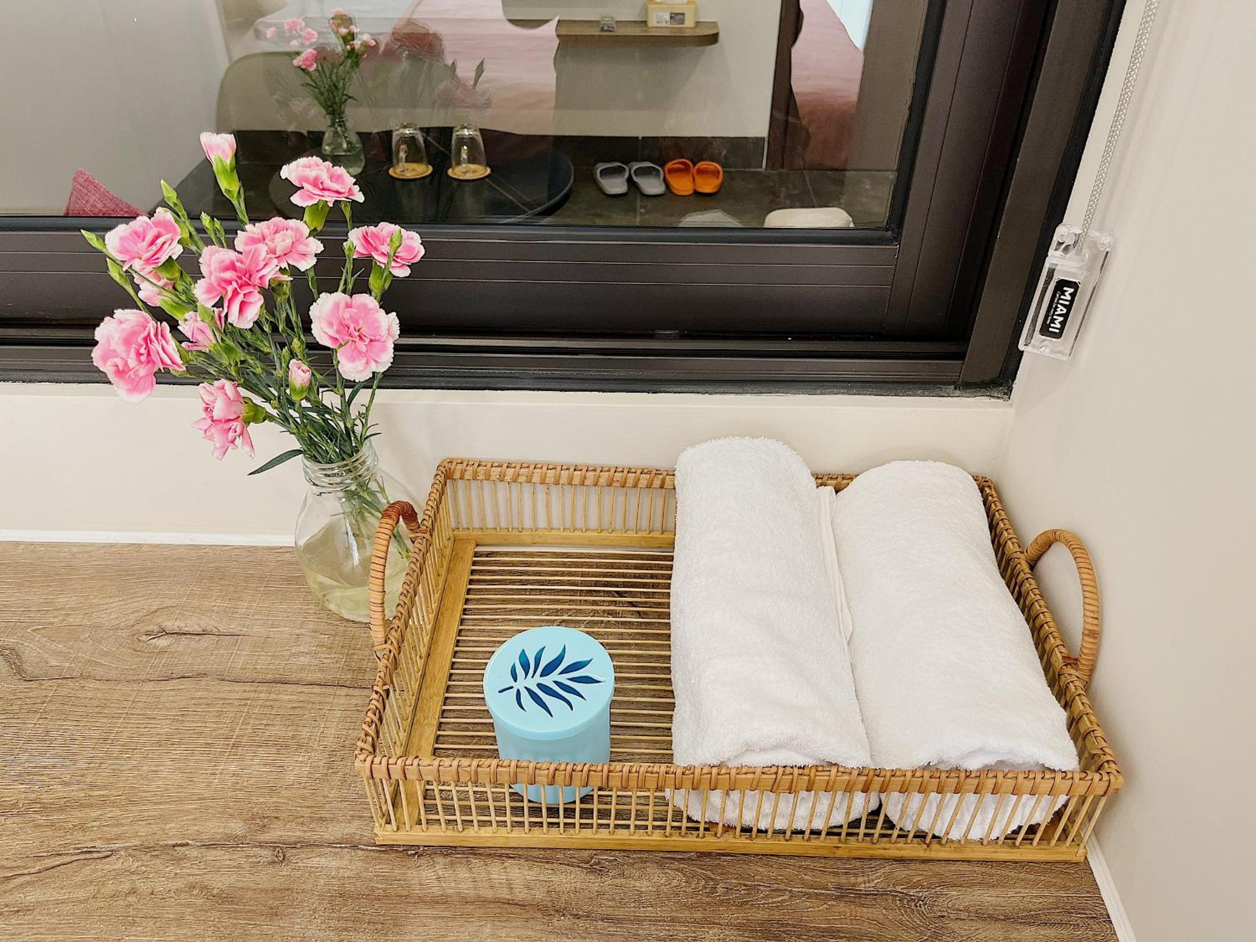 Amor home VI