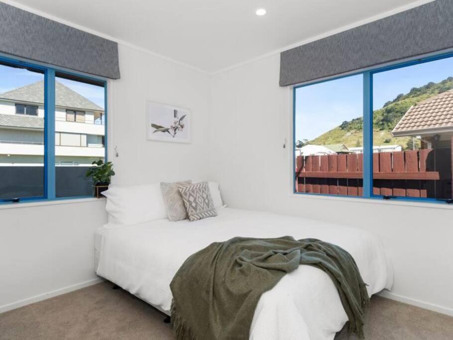 Riviera Retreat - in the heart of the Mount view 3